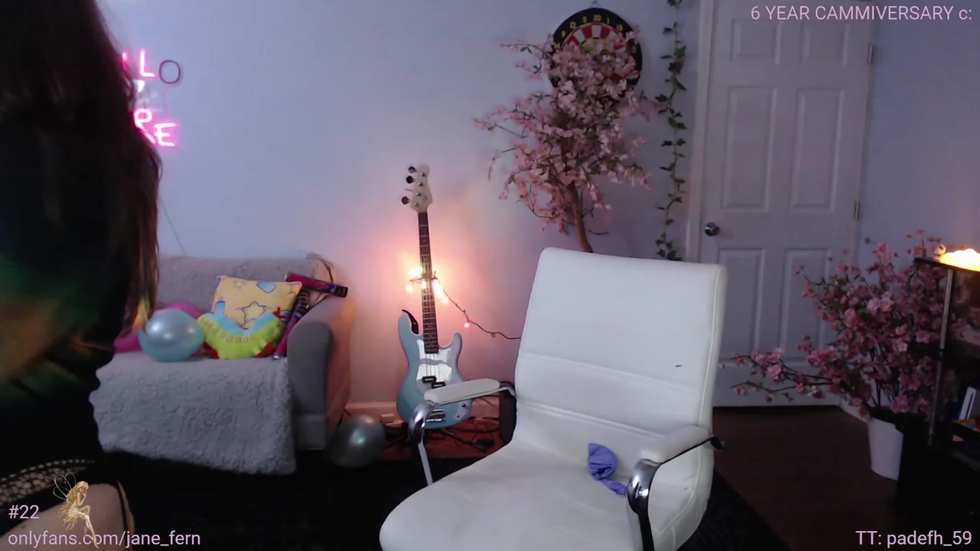 Gallery image thumbnail from Jane_Fern's myfreecams stream on, 08/03/2023, 03:38 image 1 of 20