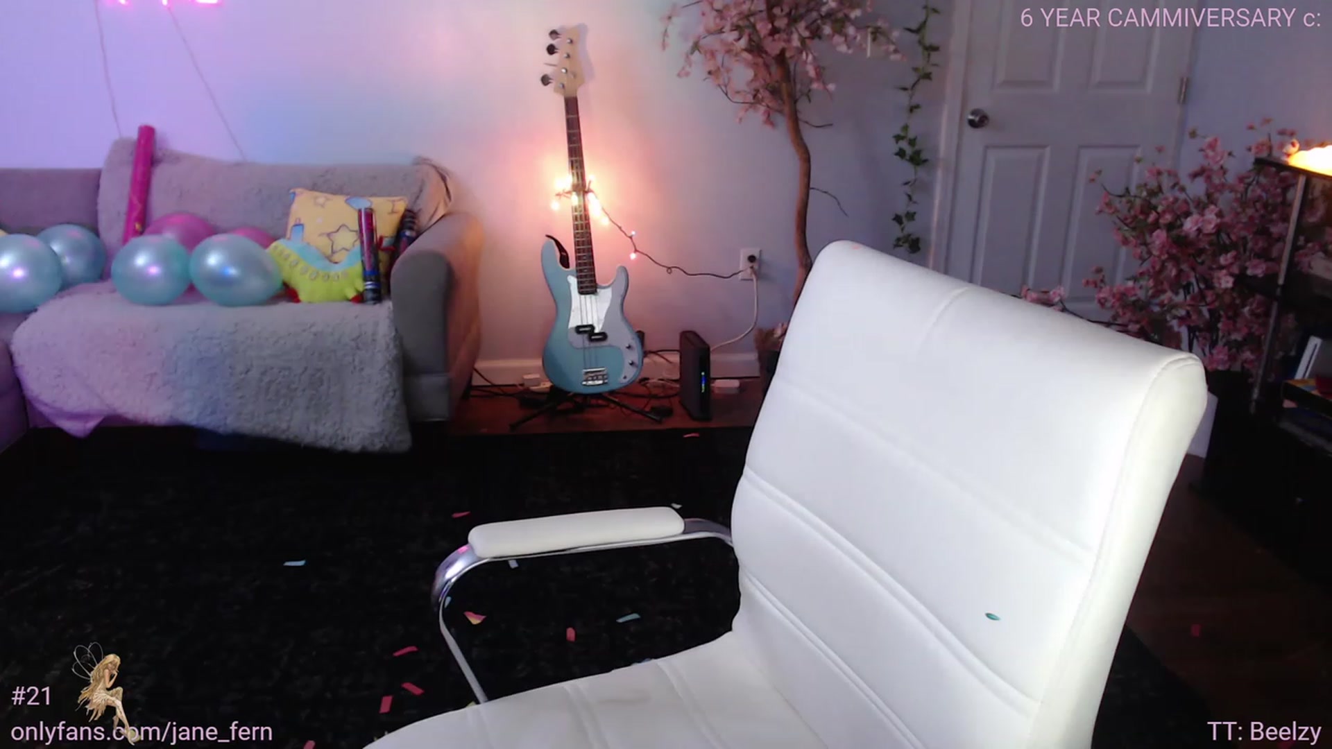 Gallery image thumbnail from Jane_Fern's myfreecams stream on, 08/03/2023, 06:24 image 5 of 20