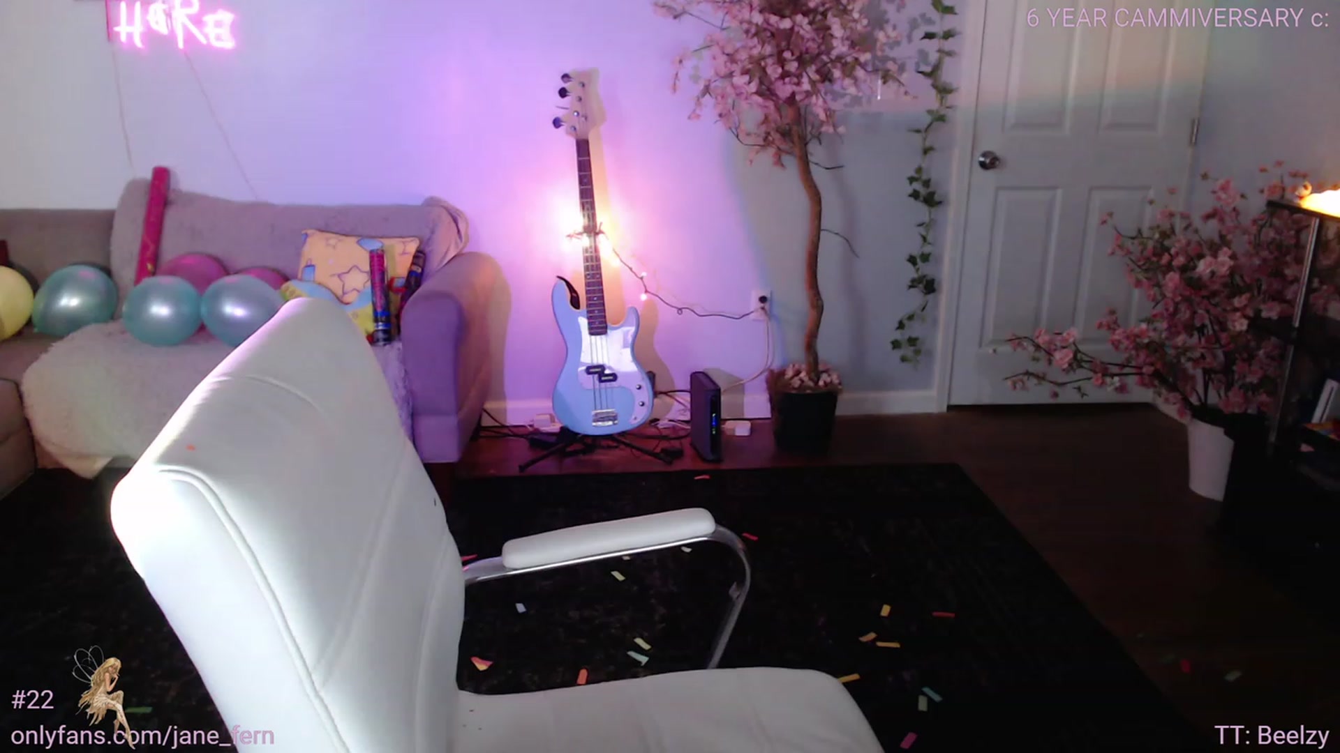 Gallery image thumbnail from Jane_Fern's myfreecams stream on, 08/03/2023, 06:24 image 18 of 20