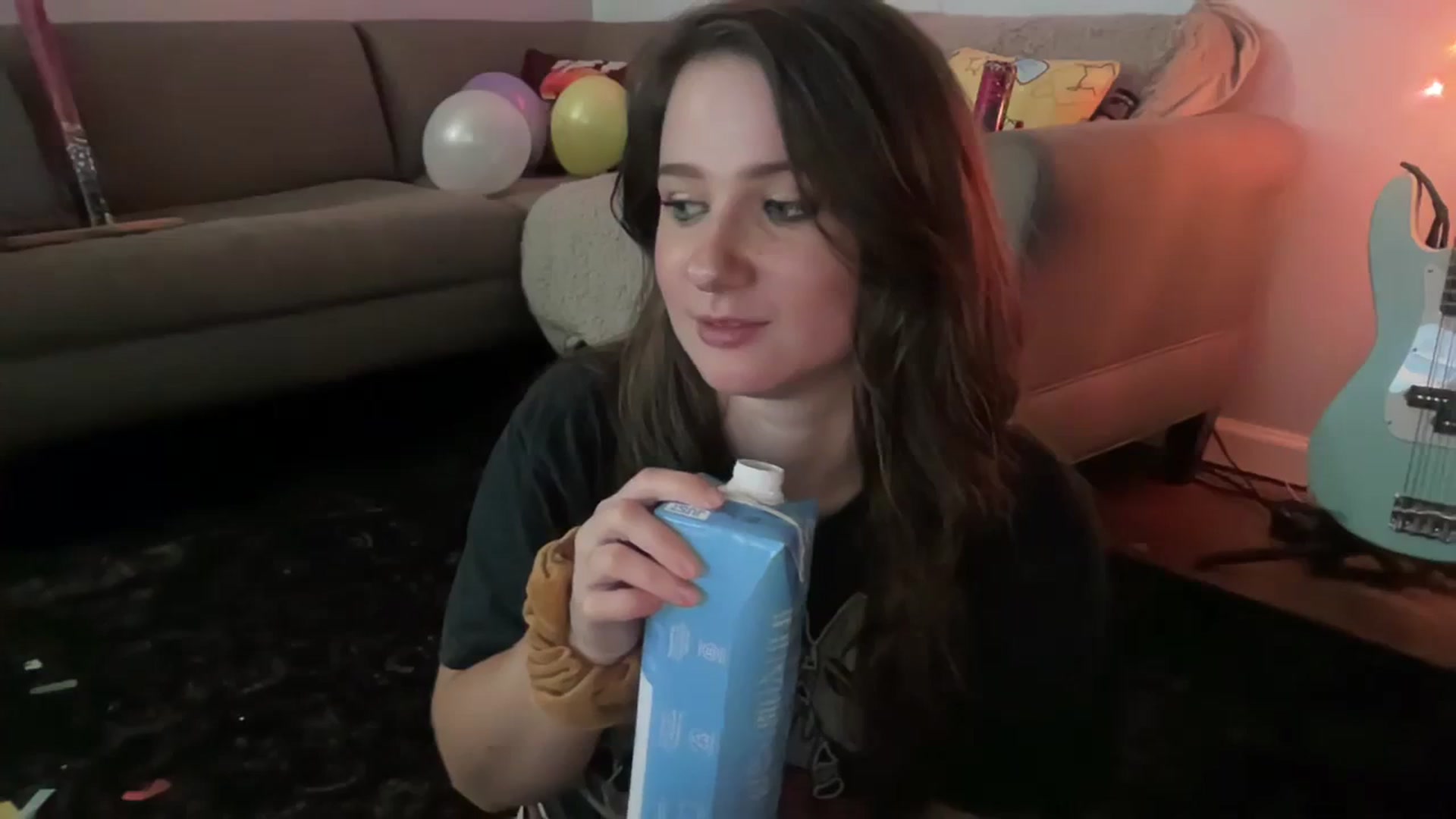 Gallery image thumbnail from Jane_Fern's myfreecams stream on, 08/03/2023, 07:13 image 7 of 20