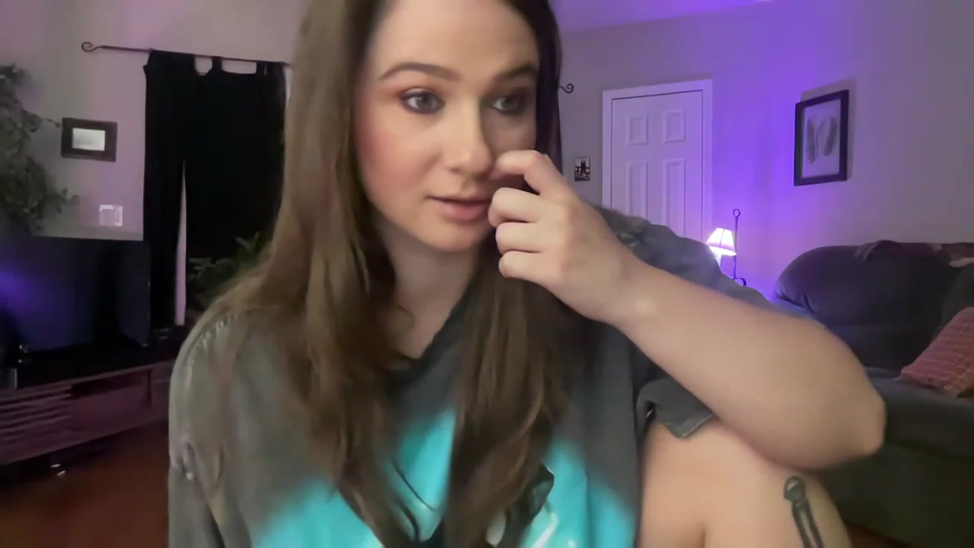 Gallery image thumbnail from Jane_Fern's myfreecams stream on, 08/04/2023, 04:01 image 8 of 20