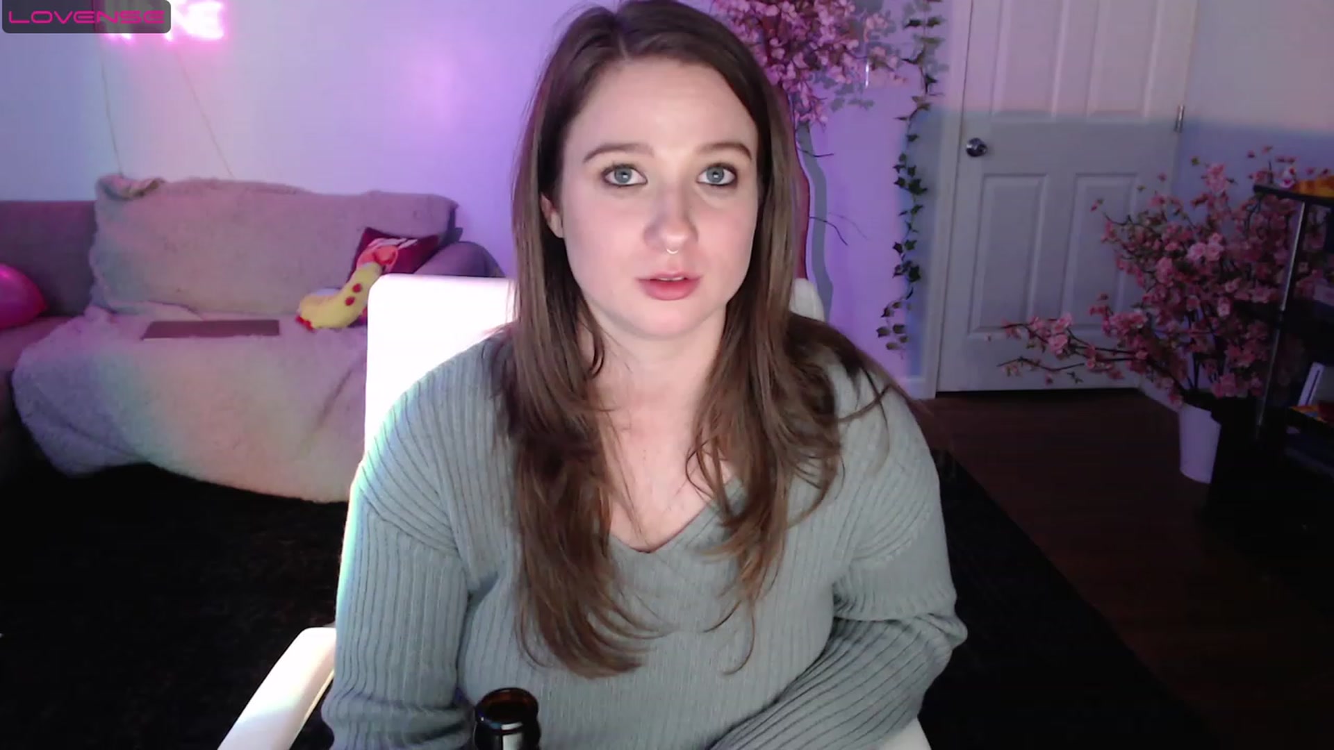 Gallery image thumbnail from Jane_Fern's myfreecams stream on, 08/10/2023, 06:36 image 2 of 20