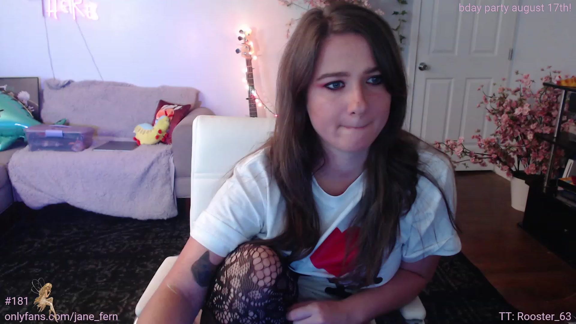 Gallery image thumbnail from Jane_Fern's myfreecams stream on, 08/17/2023, 03:17 image 13 of 20