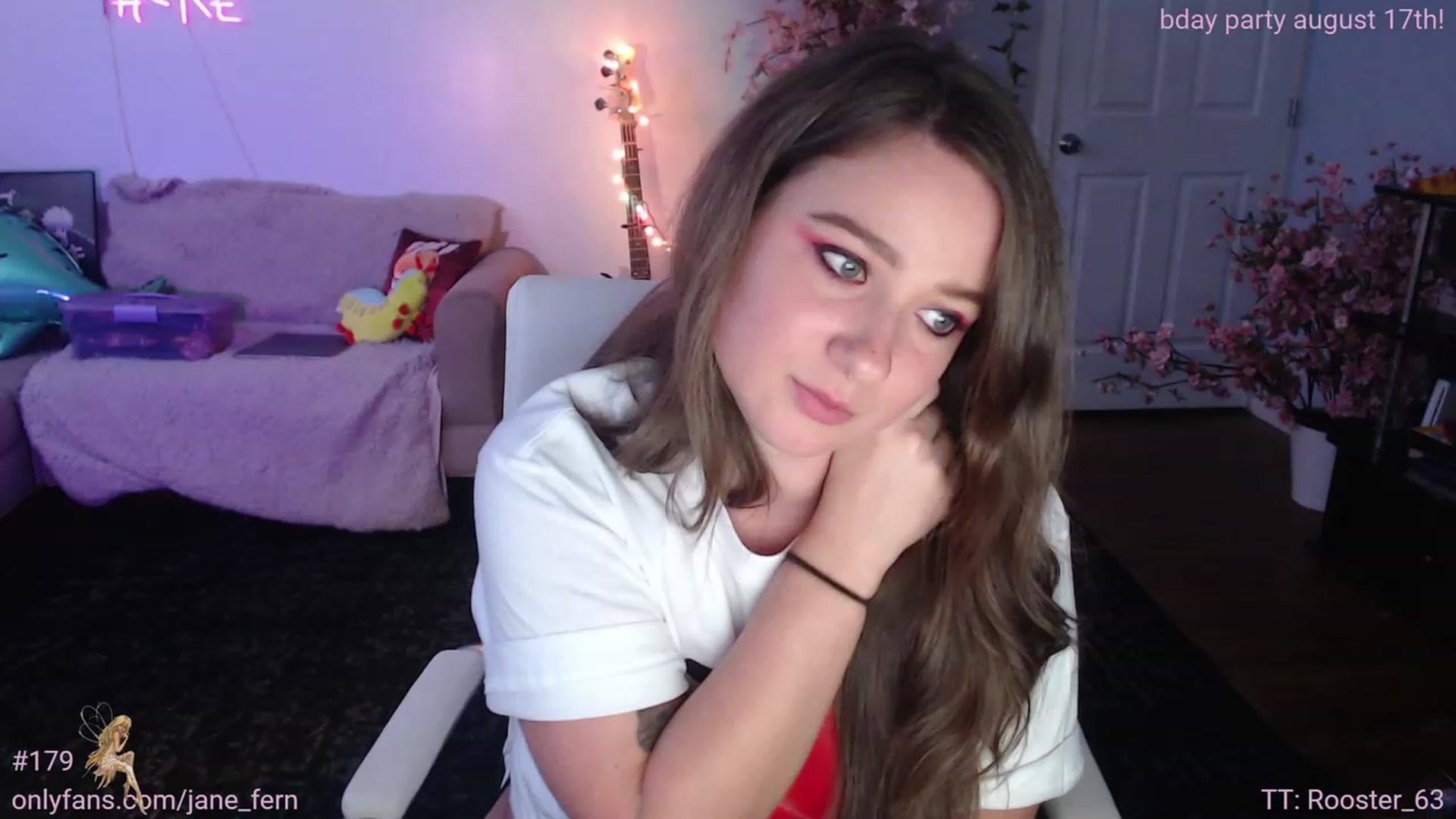 Gallery image thumbnail from Jane_Fern's myfreecams stream on, 08/17/2023, 03:17 image 17 of 20