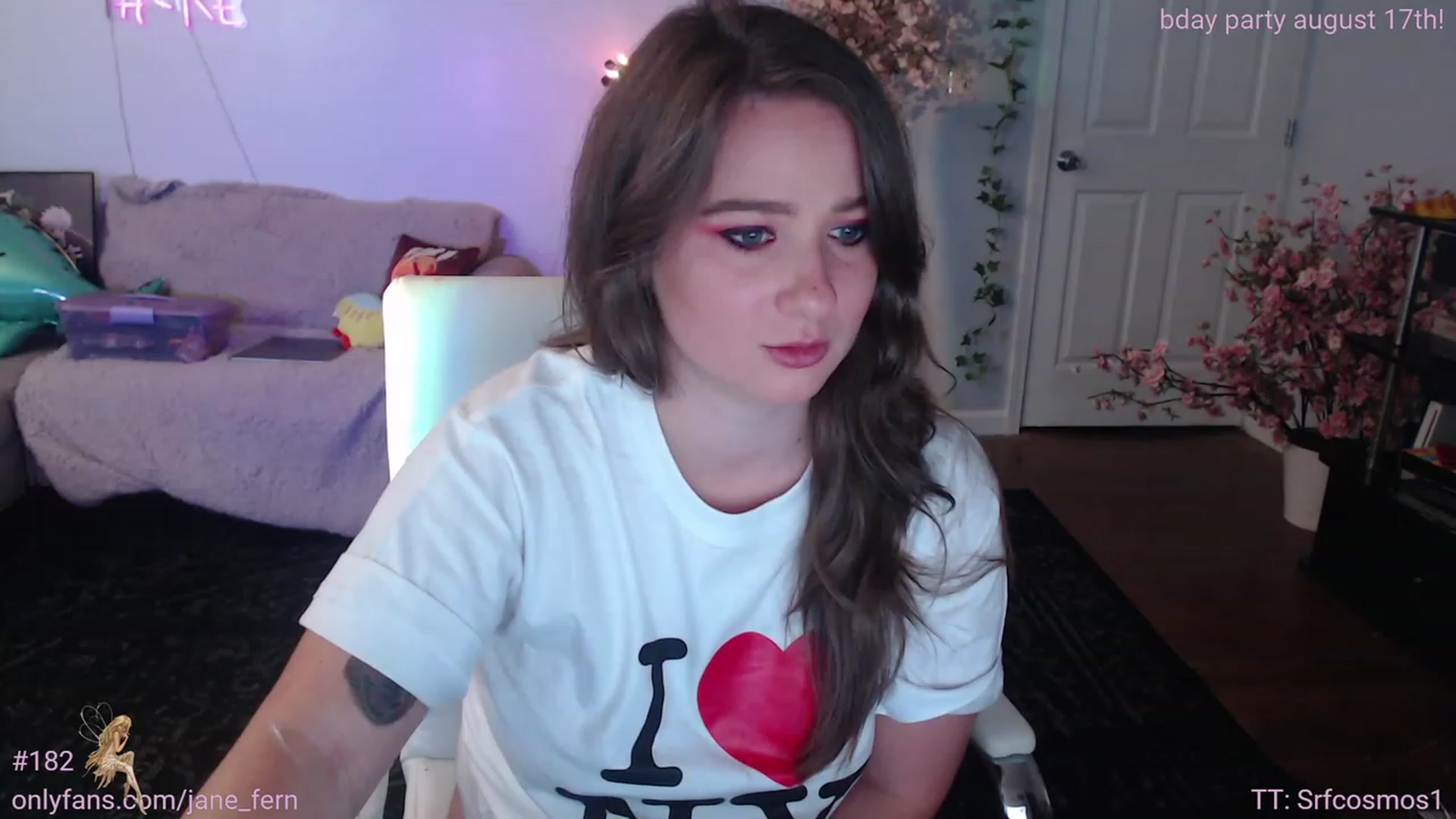 Gallery image thumbnail from Jane_Fern's myfreecams stream on, 08/17/2023, 03:17 image 2 of 20