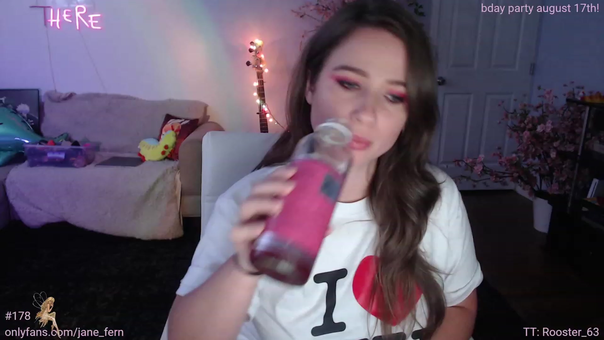 Gallery image thumbnail from Jane_Fern's myfreecams stream on, 08/17/2023, 04:46 image 1 of 20