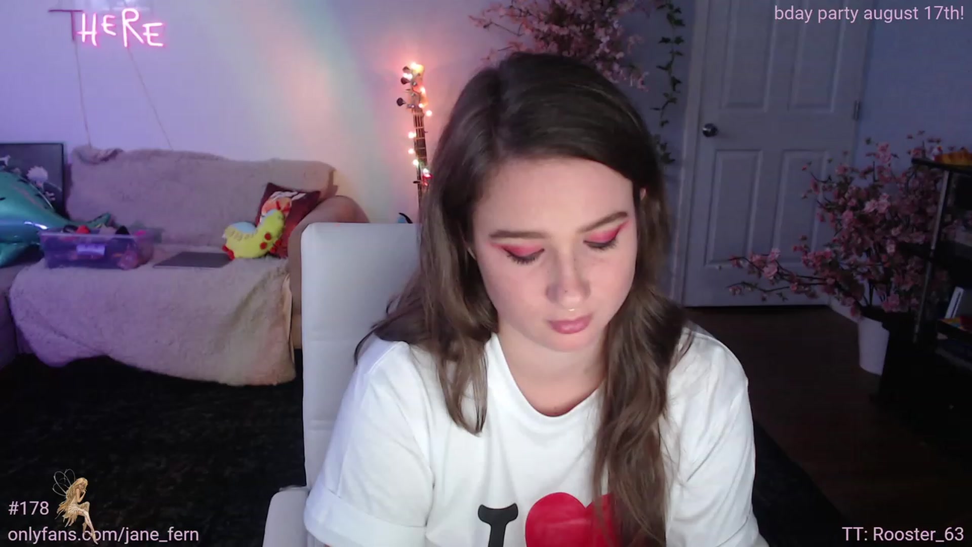 Gallery image thumbnail from Jane_Fern's myfreecams stream on, 08/17/2023, 04:46 image 4 of 20
