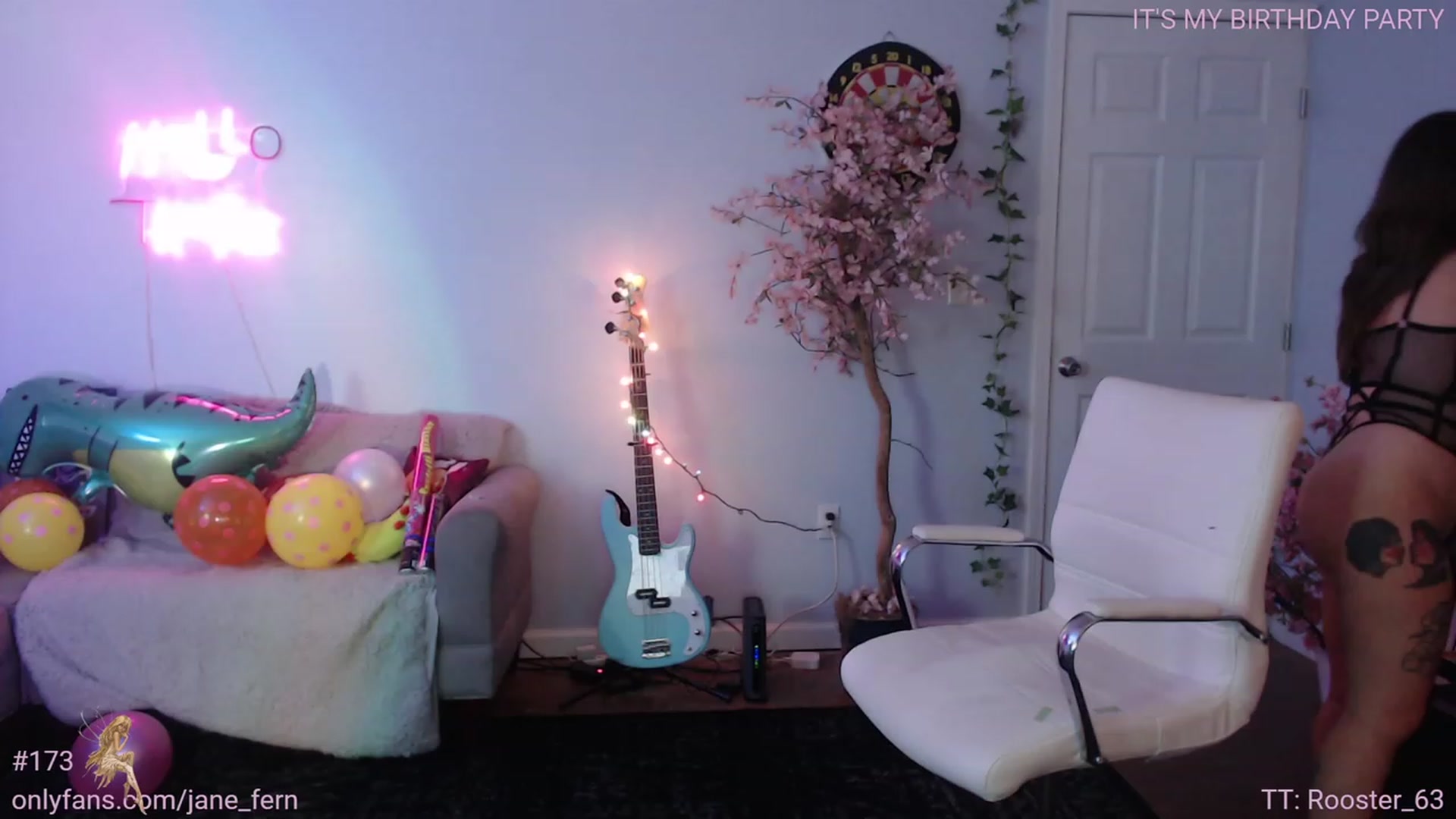 Gallery image thumbnail from Jane_Fern's myfreecams stream on, 08/18/2023, 05:04 image 9 of 20