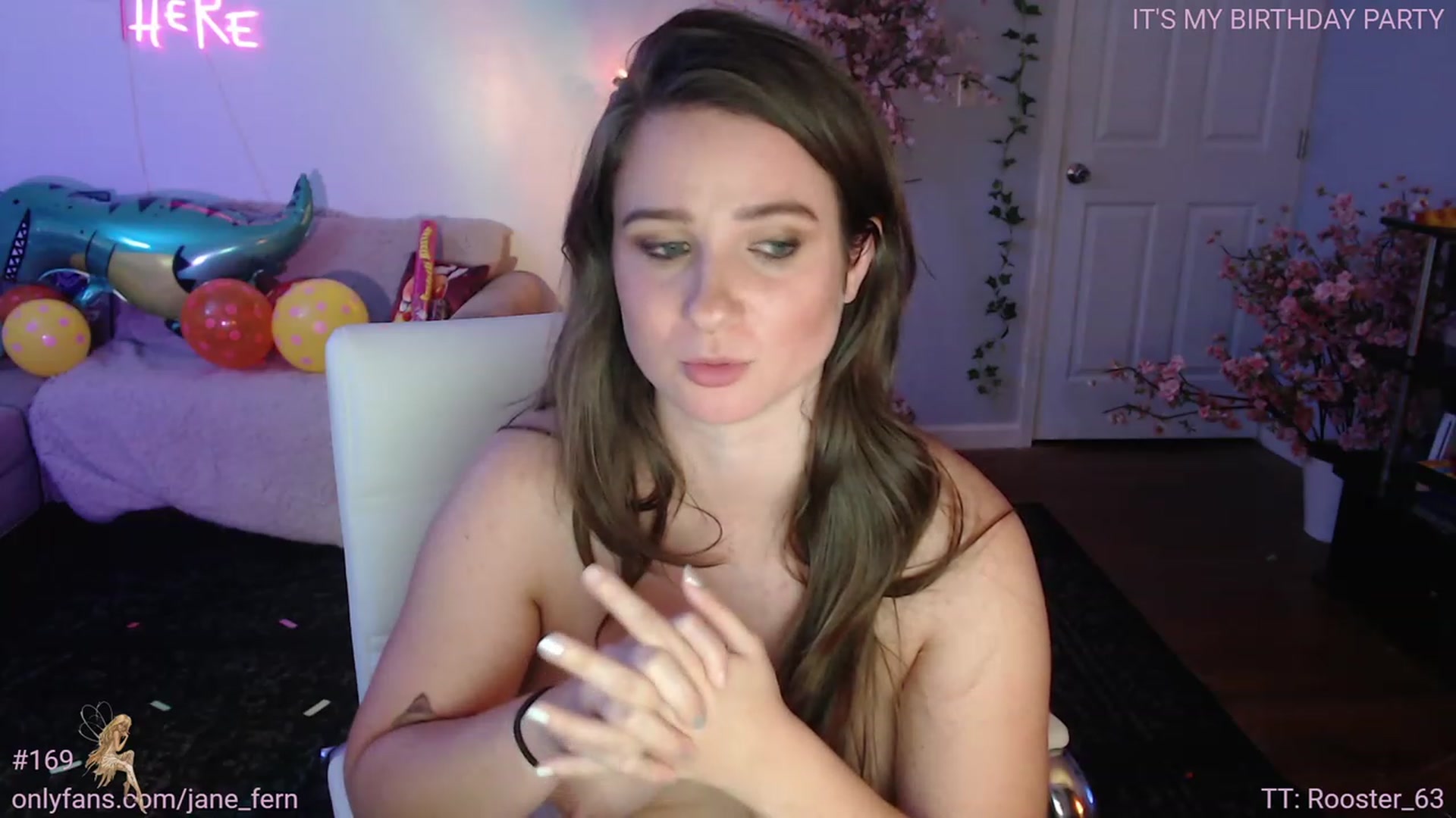 Gallery image thumbnail from Jane_Fern's myfreecams stream on, 08/18/2023, 06:55 image 10 of 20