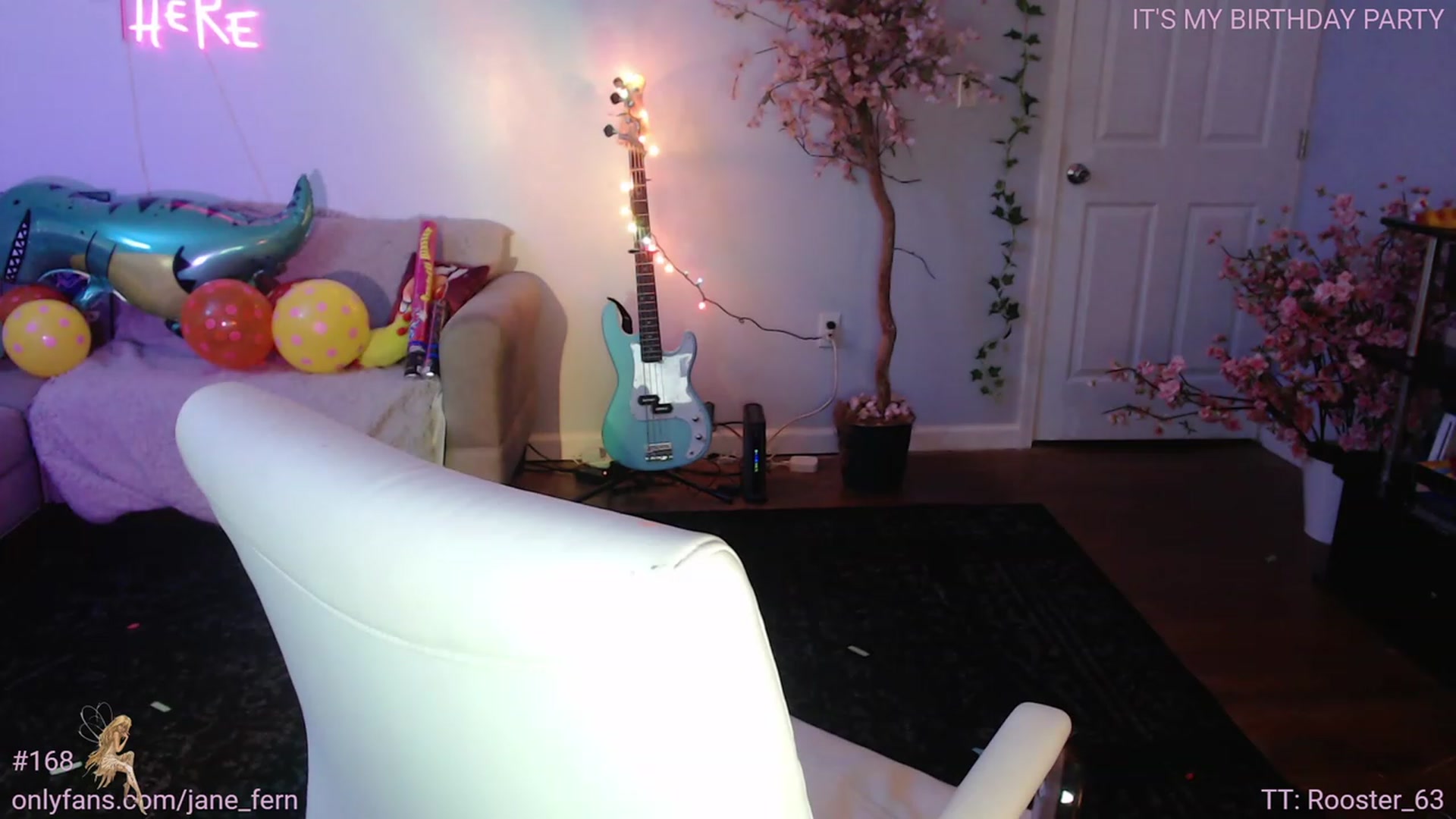 Gallery image thumbnail from Jane_Fern's myfreecams stream on, 08/18/2023, 06:55 image 3 of 20