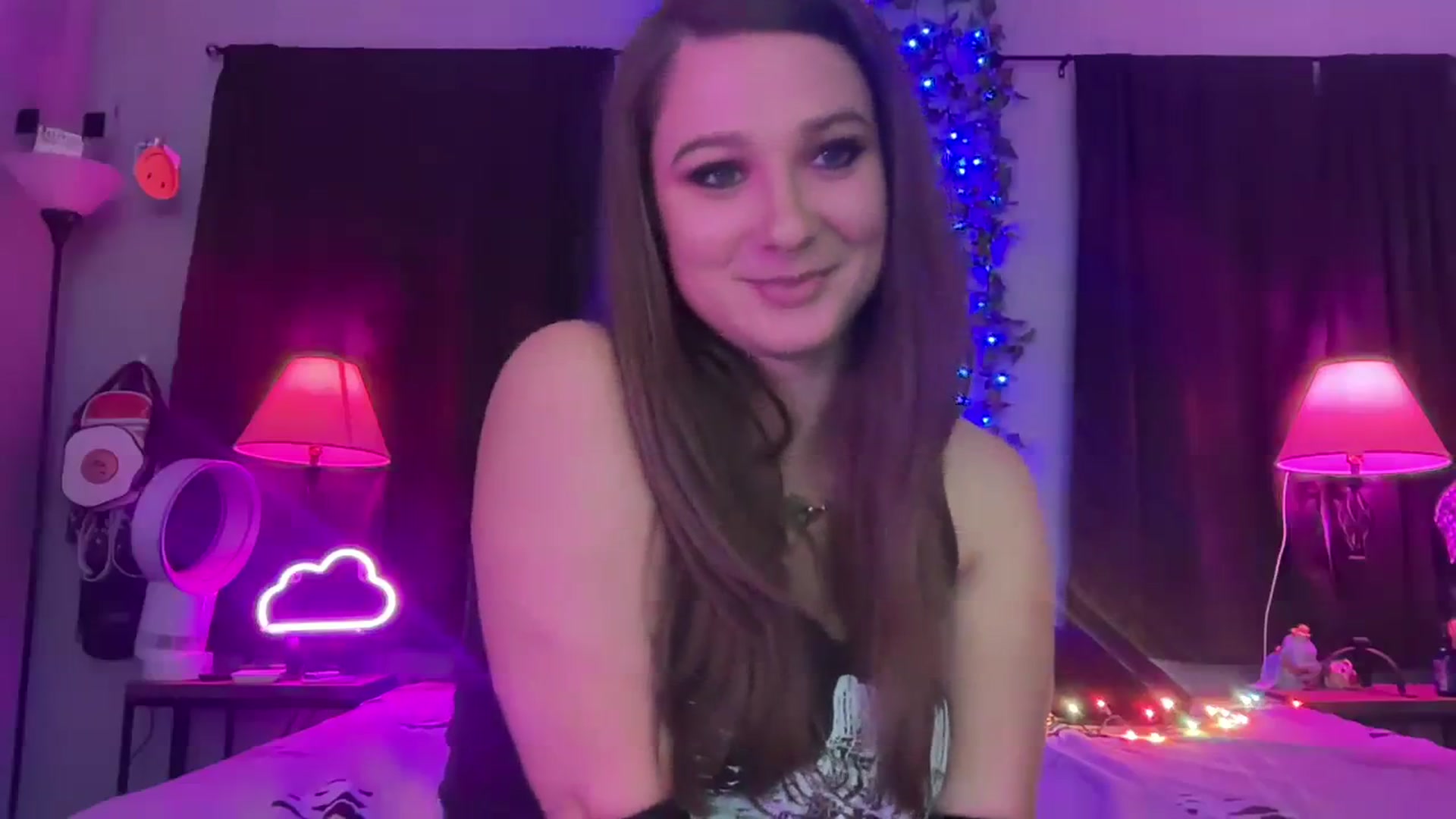 Gallery image thumbnail from Jane_Fern's myfreecams stream on, 08/26/2023, 03:06 image 7 of 20