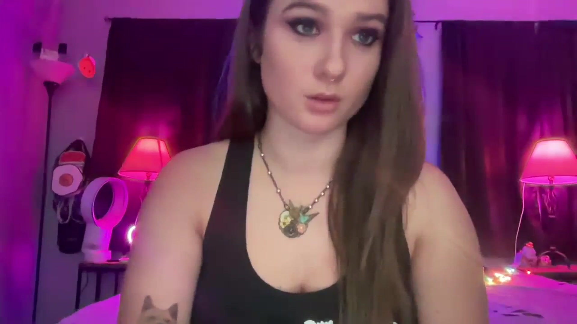 Gallery image thumbnail from Jane_Fern's myfreecams stream on, 08/26/2023, 03:06 image 15 of 20
