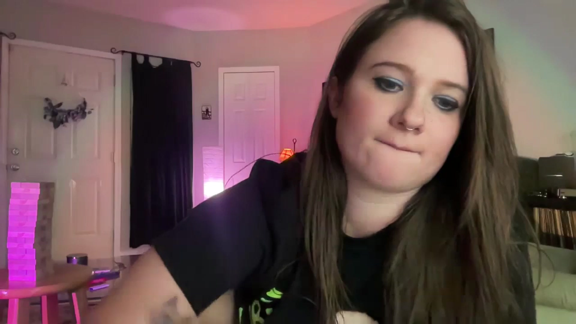 Gallery image thumbnail from Jane_Fern's myfreecams stream on, 09/12/2023, 03:25 image 2 of 20