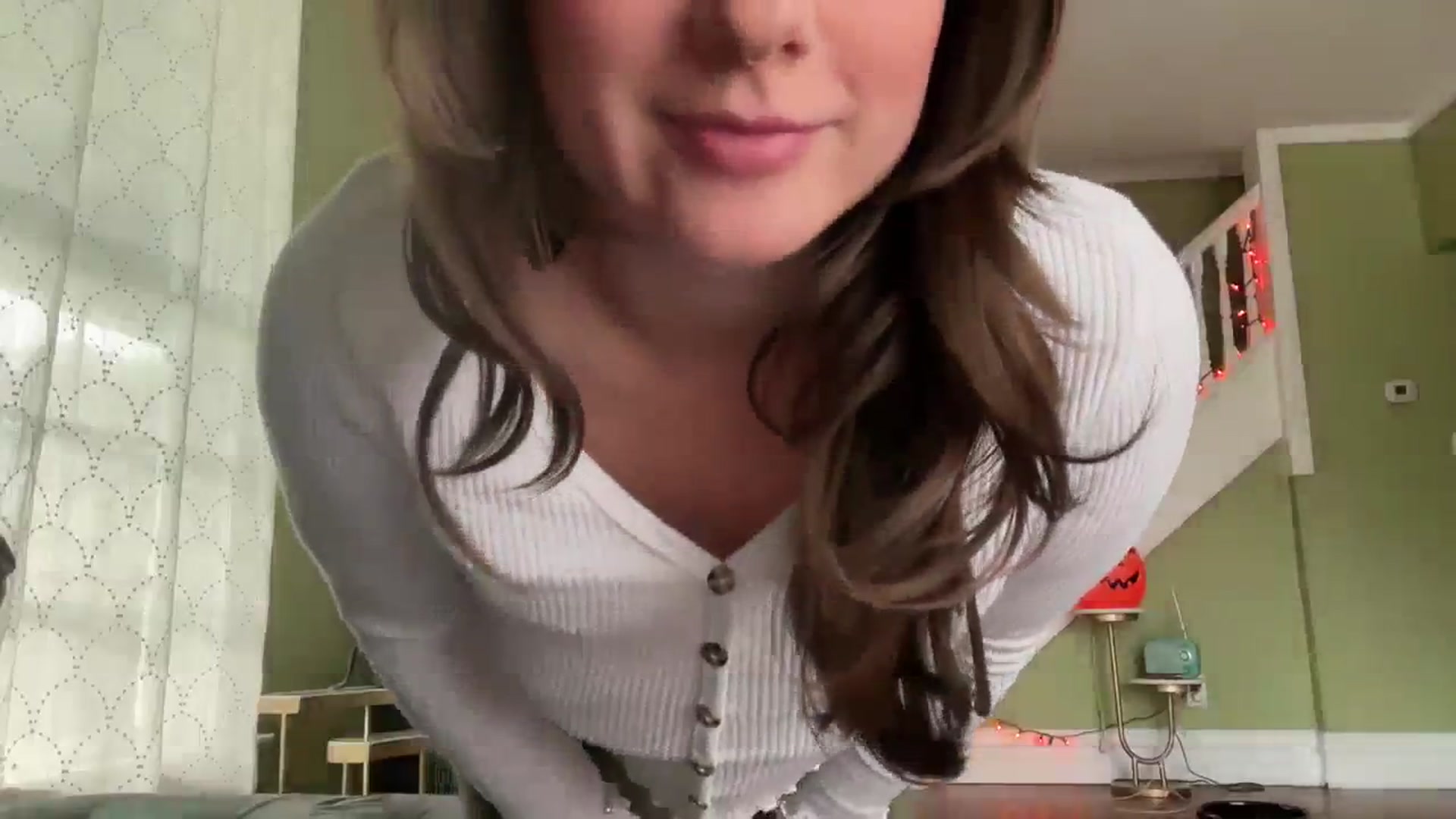Gallery image thumbnail from Jane_Fern's myfreecams stream on, 10/09/2023, 21:07 image 3 of 20
