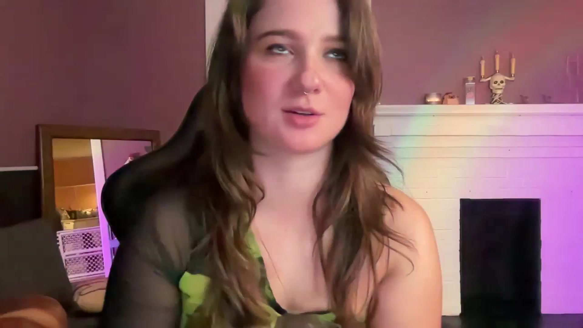 Gallery image thumbnail from Jane_Fern's myfreecams stream on, 10/10/2023, 05:10 image 1 of 20