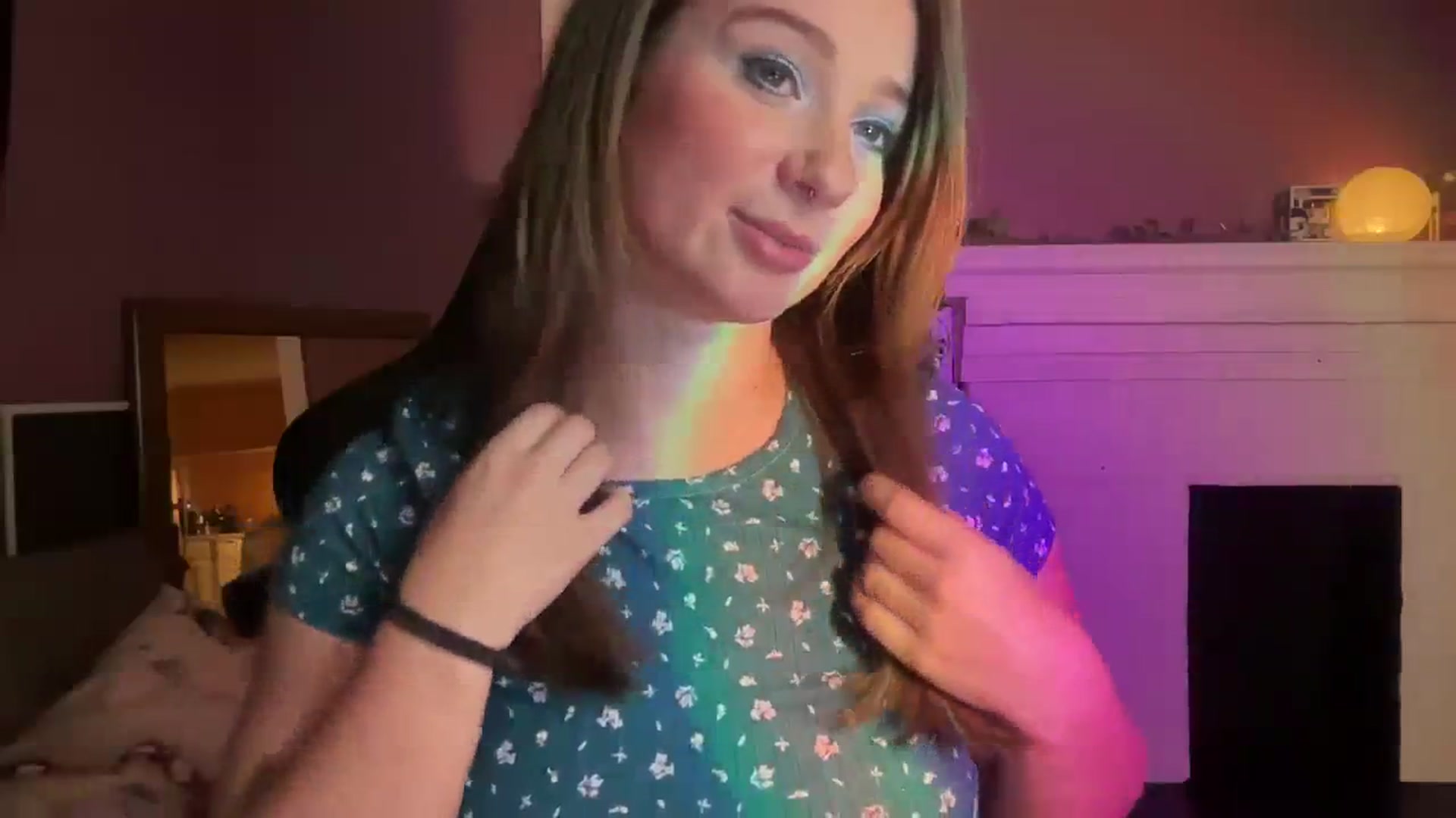 Gallery image thumbnail from Jane_Fern's myfreecams stream on, 10/12/2023, 03:55 image 11 of 20