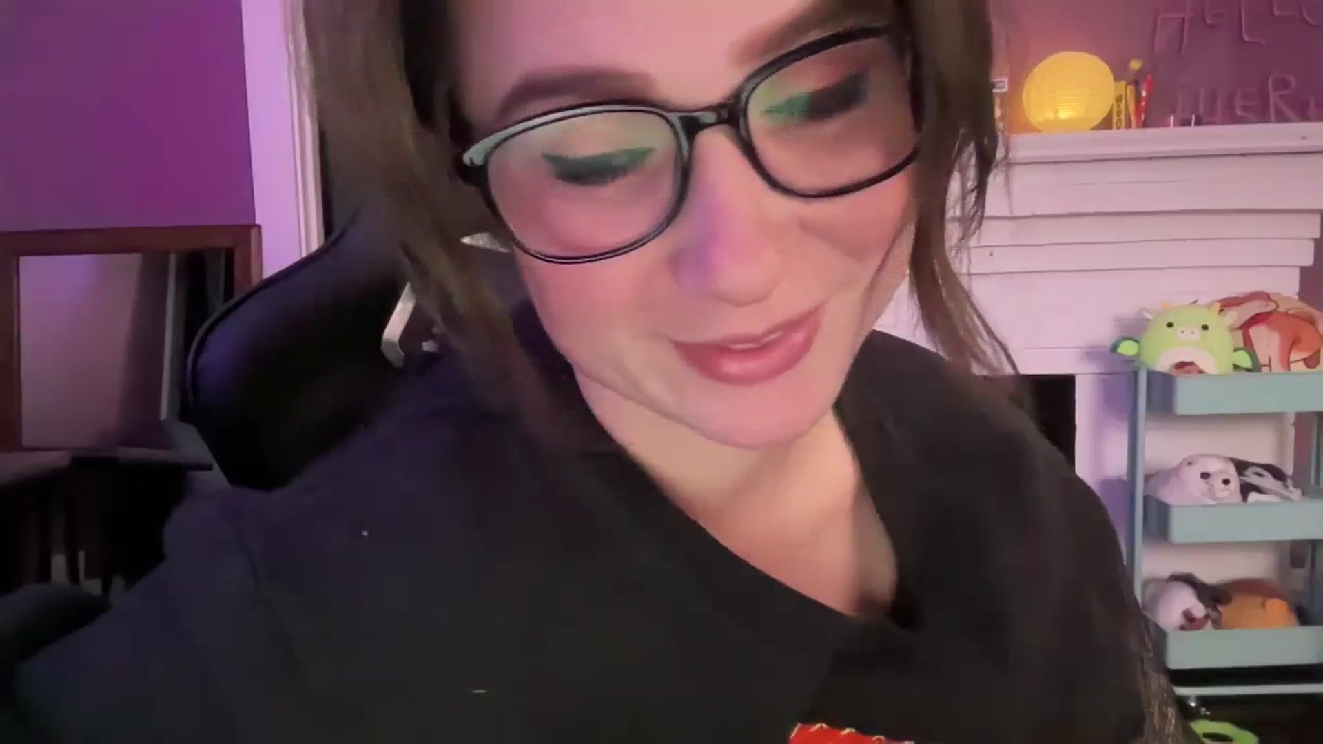 Gallery image thumbnail from Jane_Fern's myfreecams stream on, 10/17/2023, 02:42 image 17 of 20
