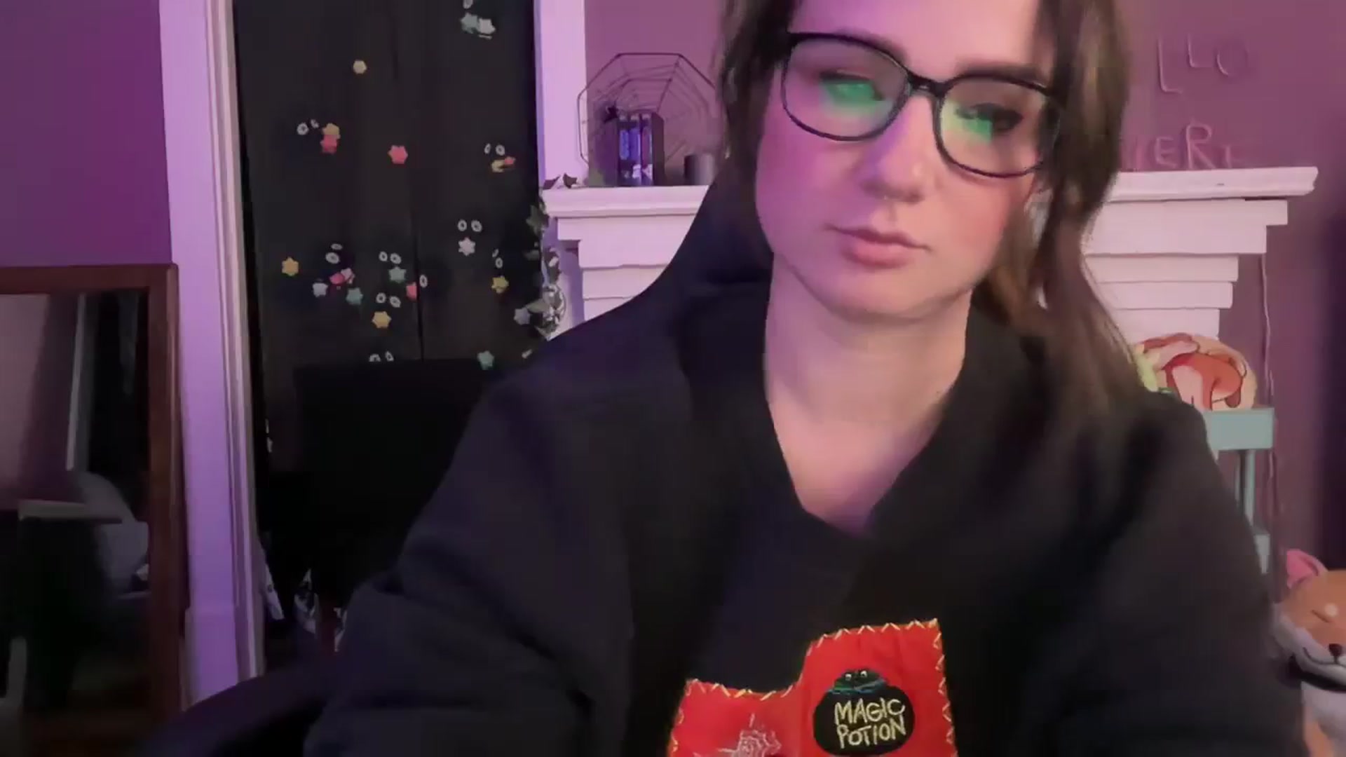 Gallery image thumbnail from Jane_Fern's myfreecams stream on, 10/17/2023, 03:30 image 18 of 20