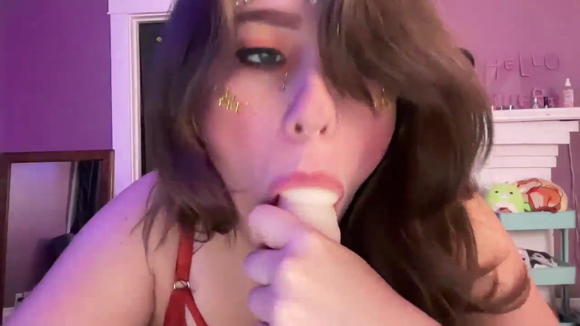 Gallery image thumbnail from Jane_Fern's myfreecams stream on, 10/21/2023, 02:29 image 7 of 20