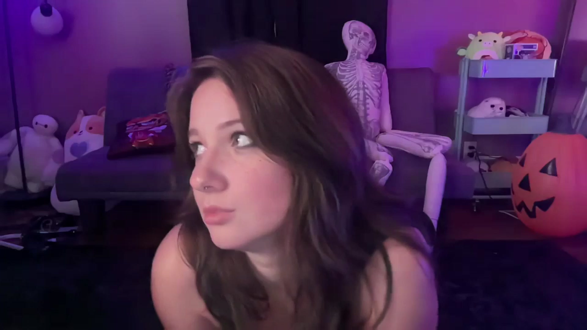 Gallery image thumbnail from Jane_Fern's myfreecams stream on, 10/31/2023, 05:00 image 19 of 20