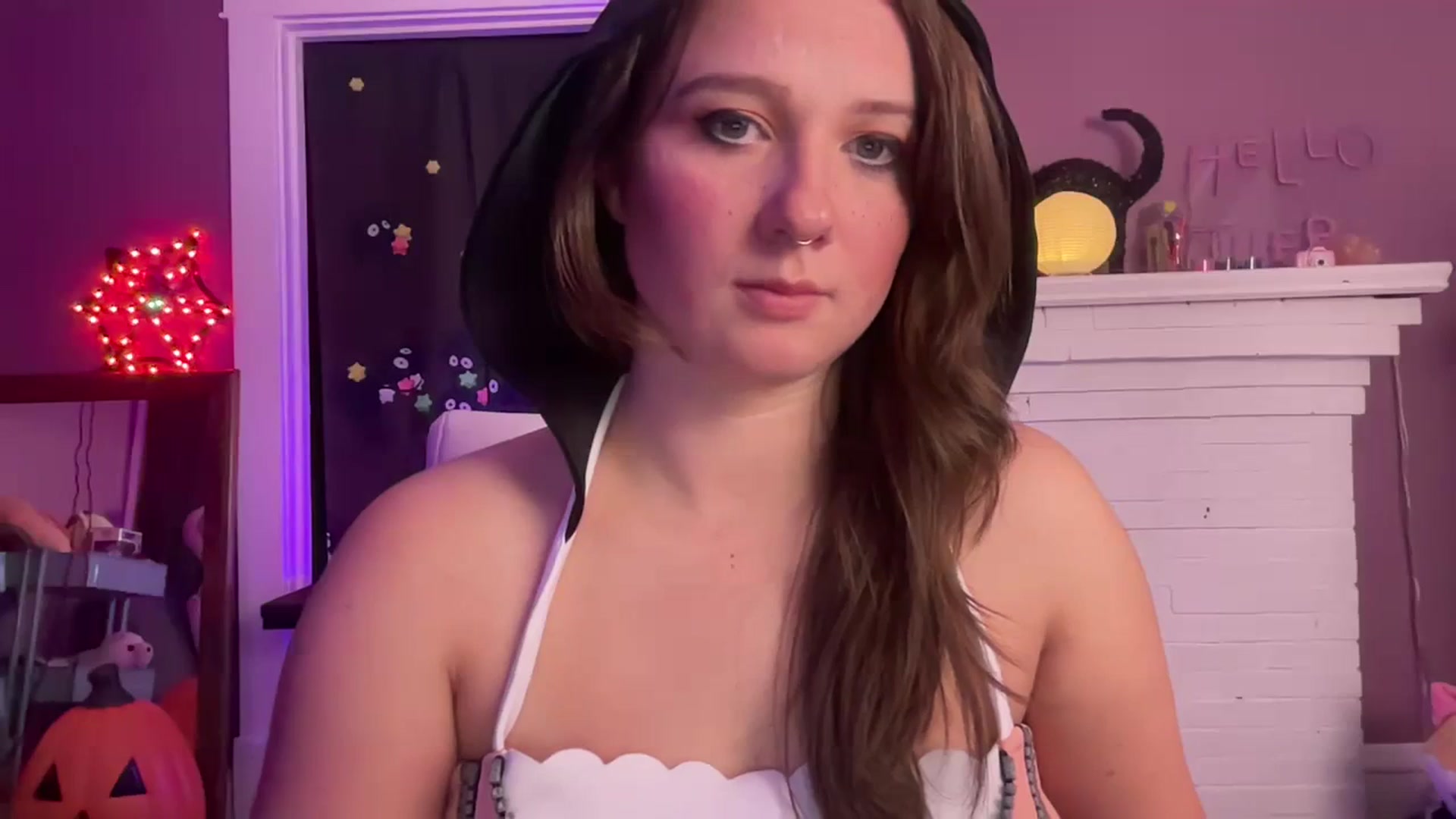 Gallery image thumbnail from Jane_Fern's myfreecams stream on, 10/31/2023, 05:00 image 8 of 20