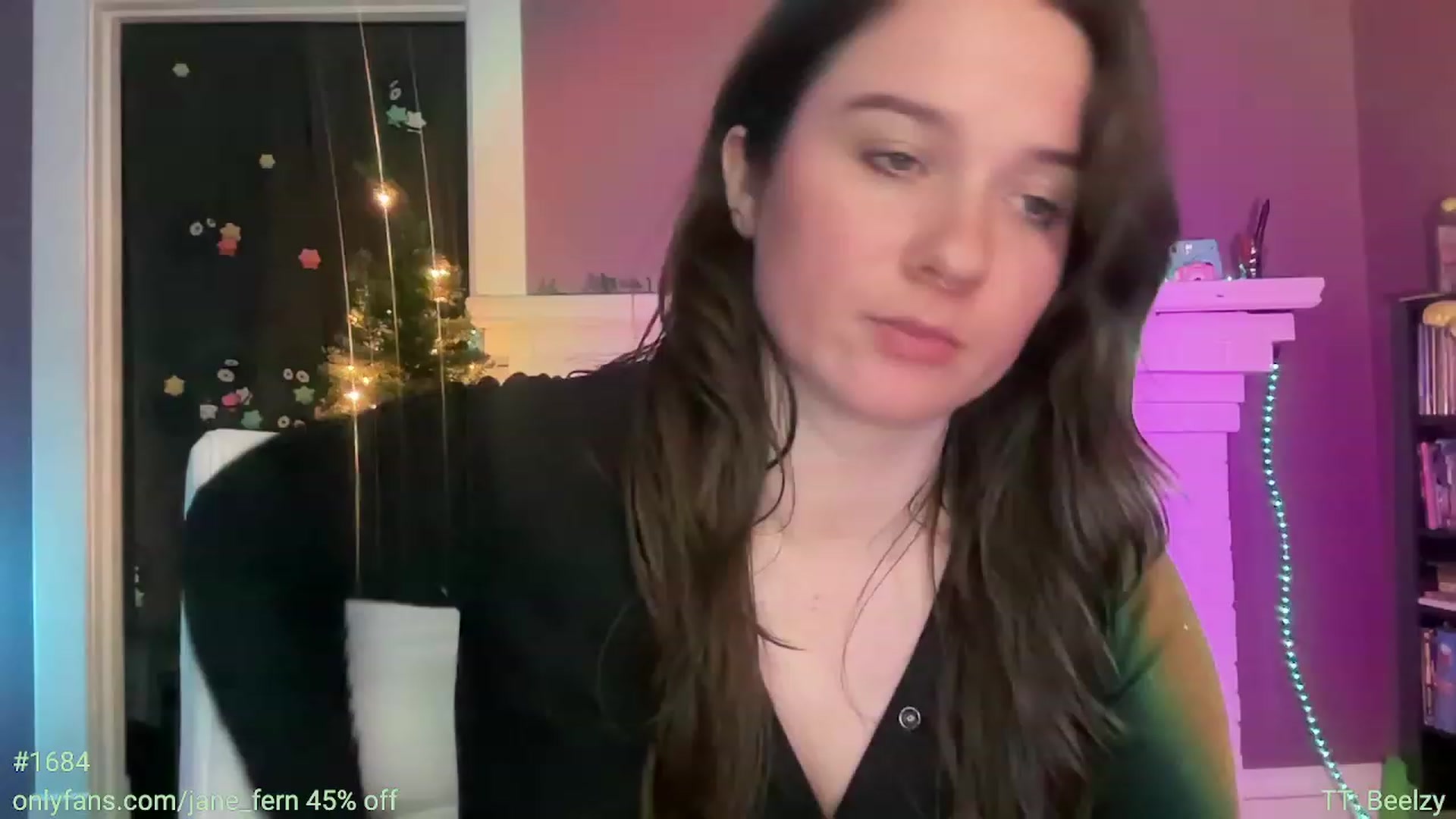 Gallery image thumbnail from Jane_Fern's myfreecams stream on, 12/06/2023, 06:26 image 19 of 20