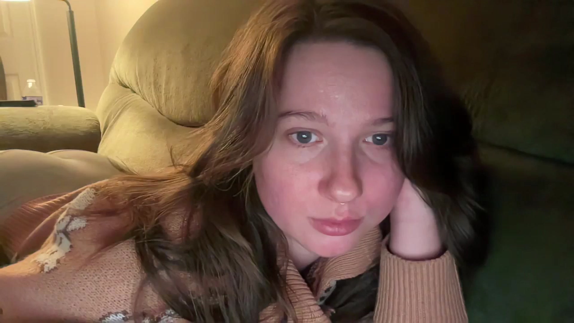 Gallery image thumbnail from Jane_Fern's myfreecams stream on, 12/20/2023, 23:26 image 8 of 20