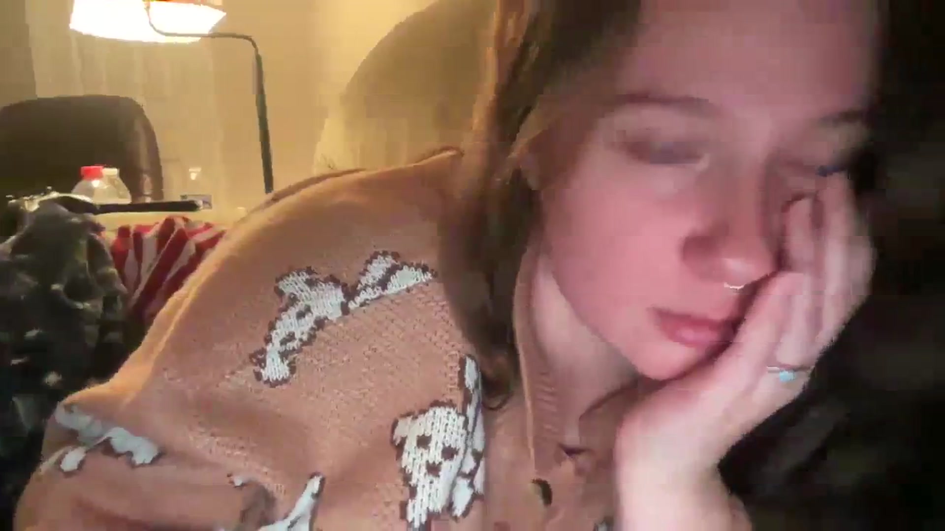 Gallery image thumbnail from Jane_Fern's myfreecams stream on, 12/20/2023, 23:26 image 2 of 20