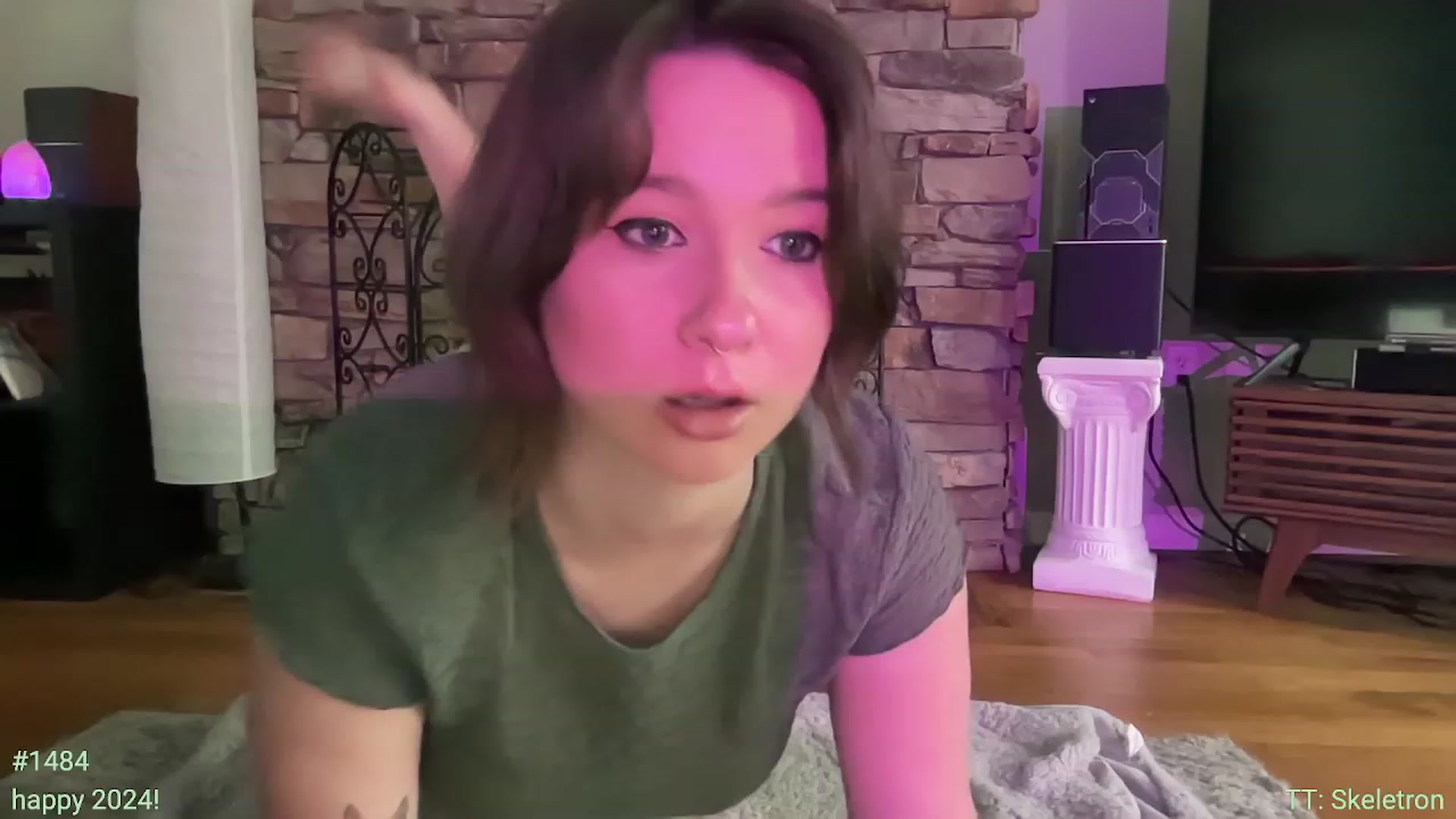 Gallery image thumbnail from Jane_Fern's myfreecams stream on, 01/15/2024, 20:13 image 16 of 20