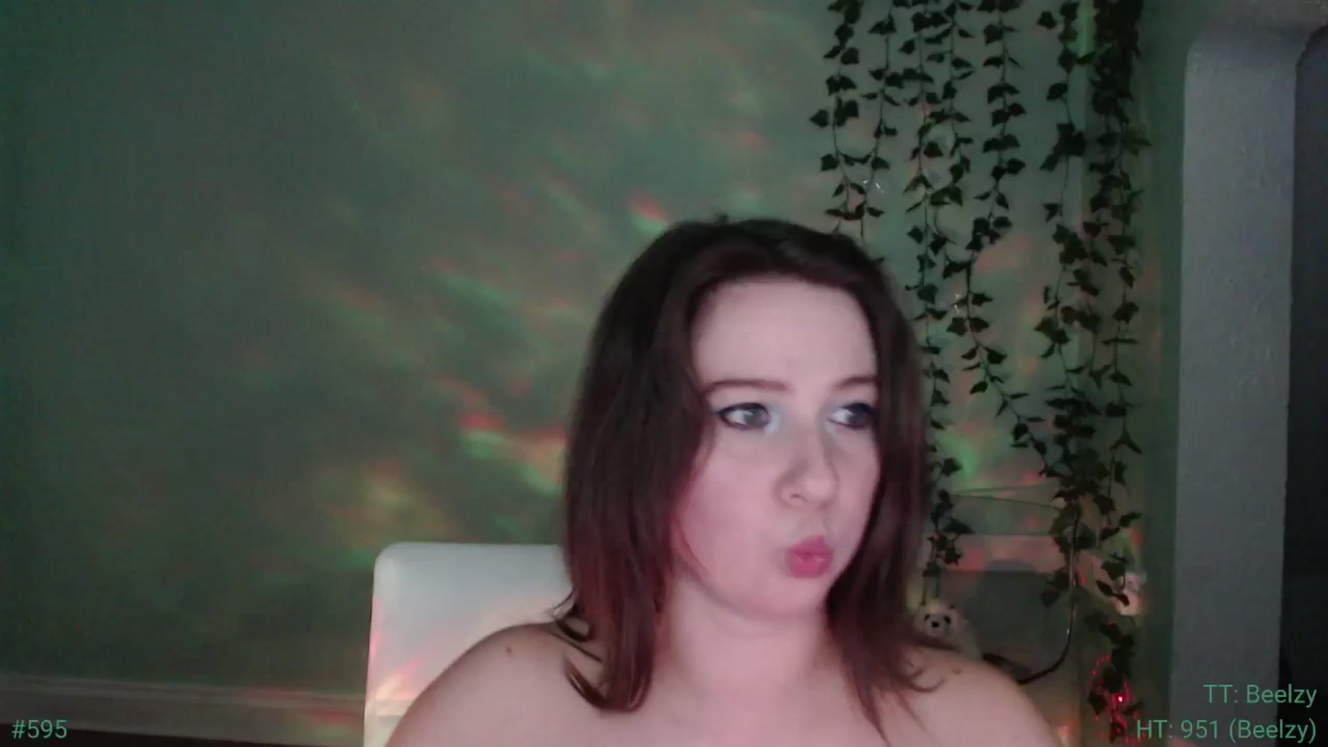 Gallery image thumbnail from Jane_Fern's myfreecams stream on, 05/02/2024, 05:46 image 12 of 20