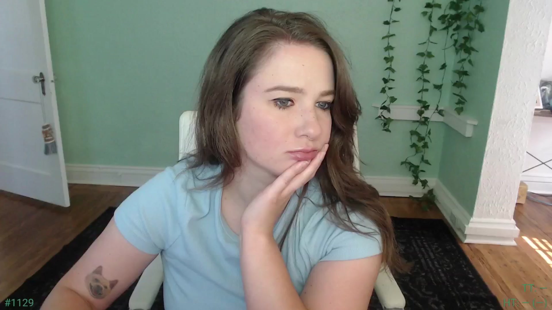 Gallery image thumbnail from Jane_Fern's myfreecams stream on, 07/08/2024, 21:56 image 6 of 20