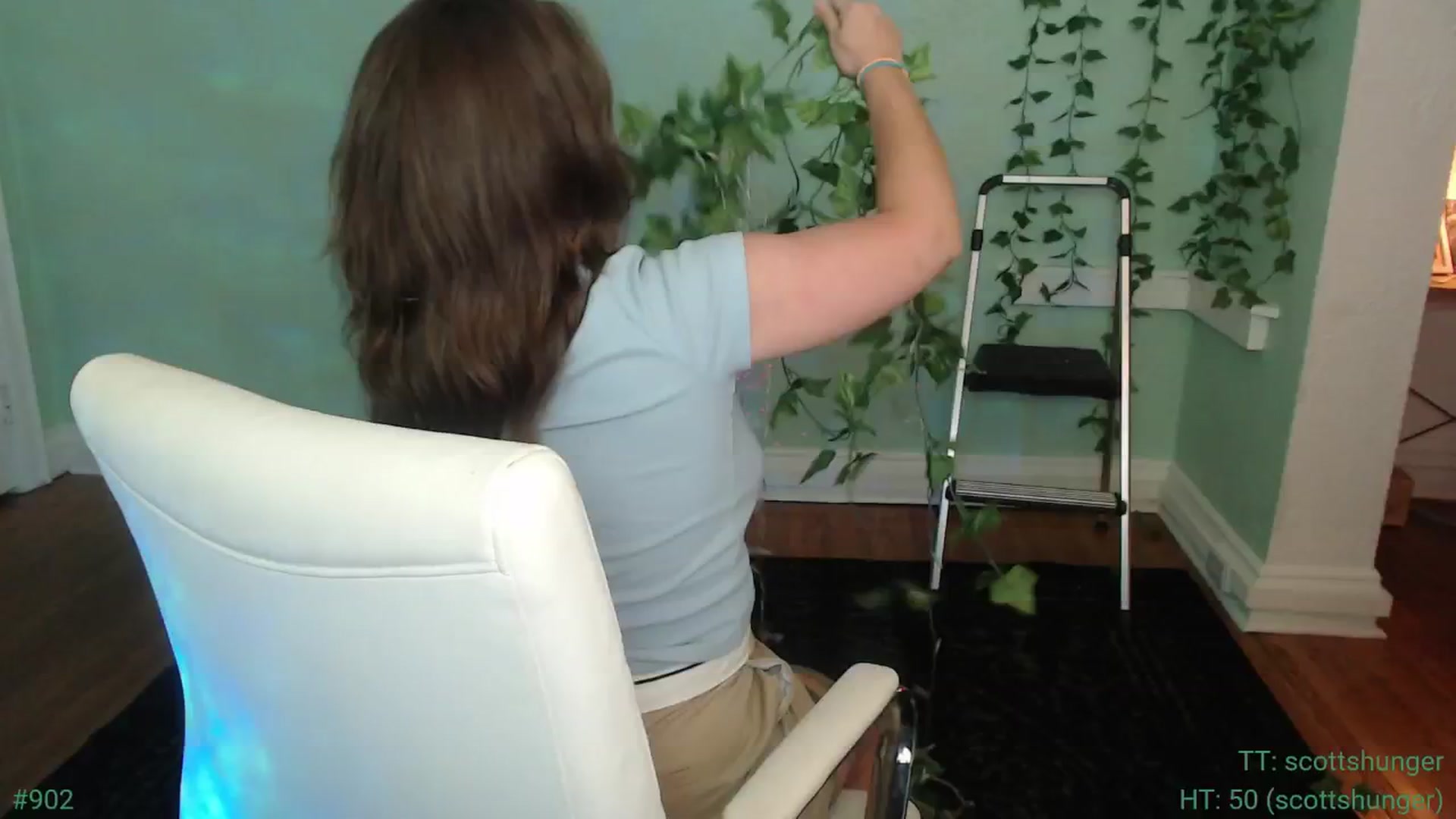 Gallery image thumbnail from Jane_Fern's myfreecams stream on, 07/09/2024, 04:43 image 4 of 20