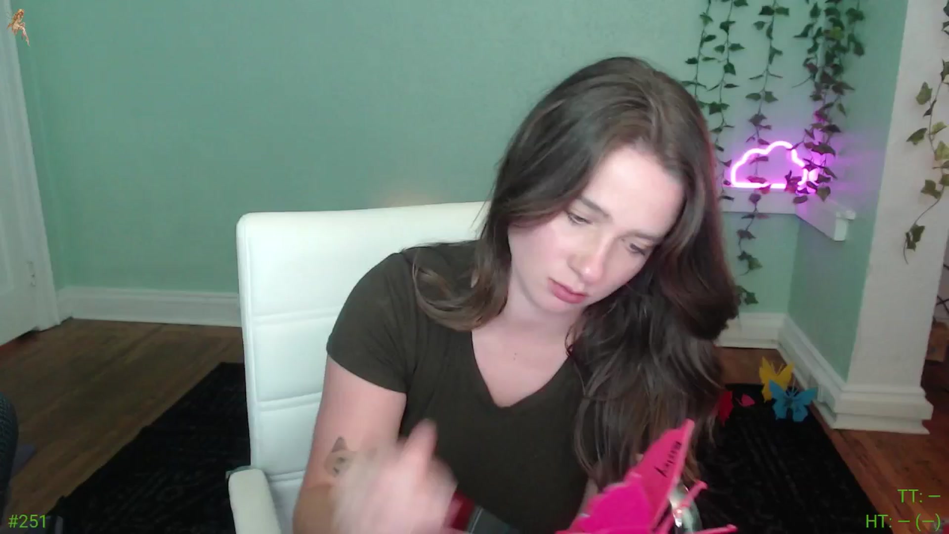 Gallery image thumbnail from Jane_Fern's myfreecams stream on, 08/03/2024, 03:38 image 19 of 20