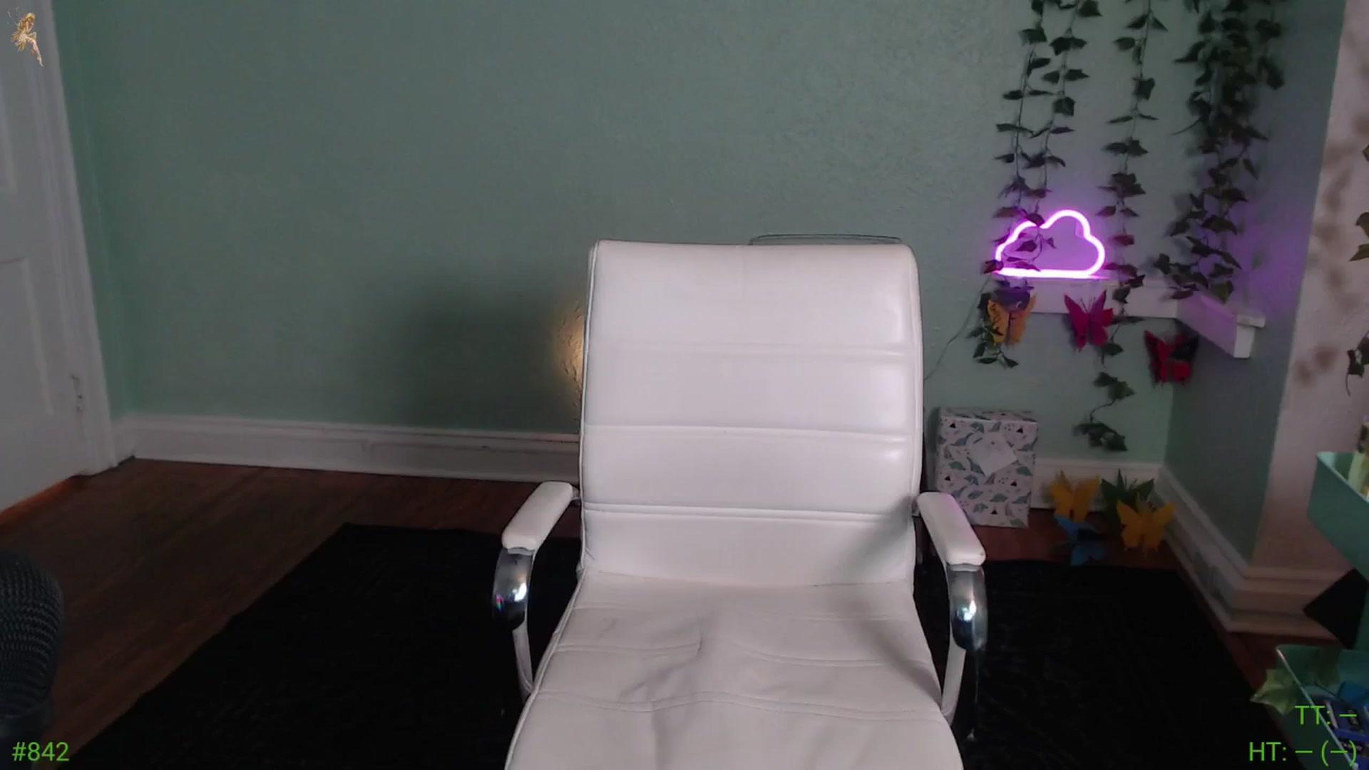Gallery image thumbnail from Jane_Fern's myfreecams stream on, 08/08/2024, 04:00 image 1 of 20