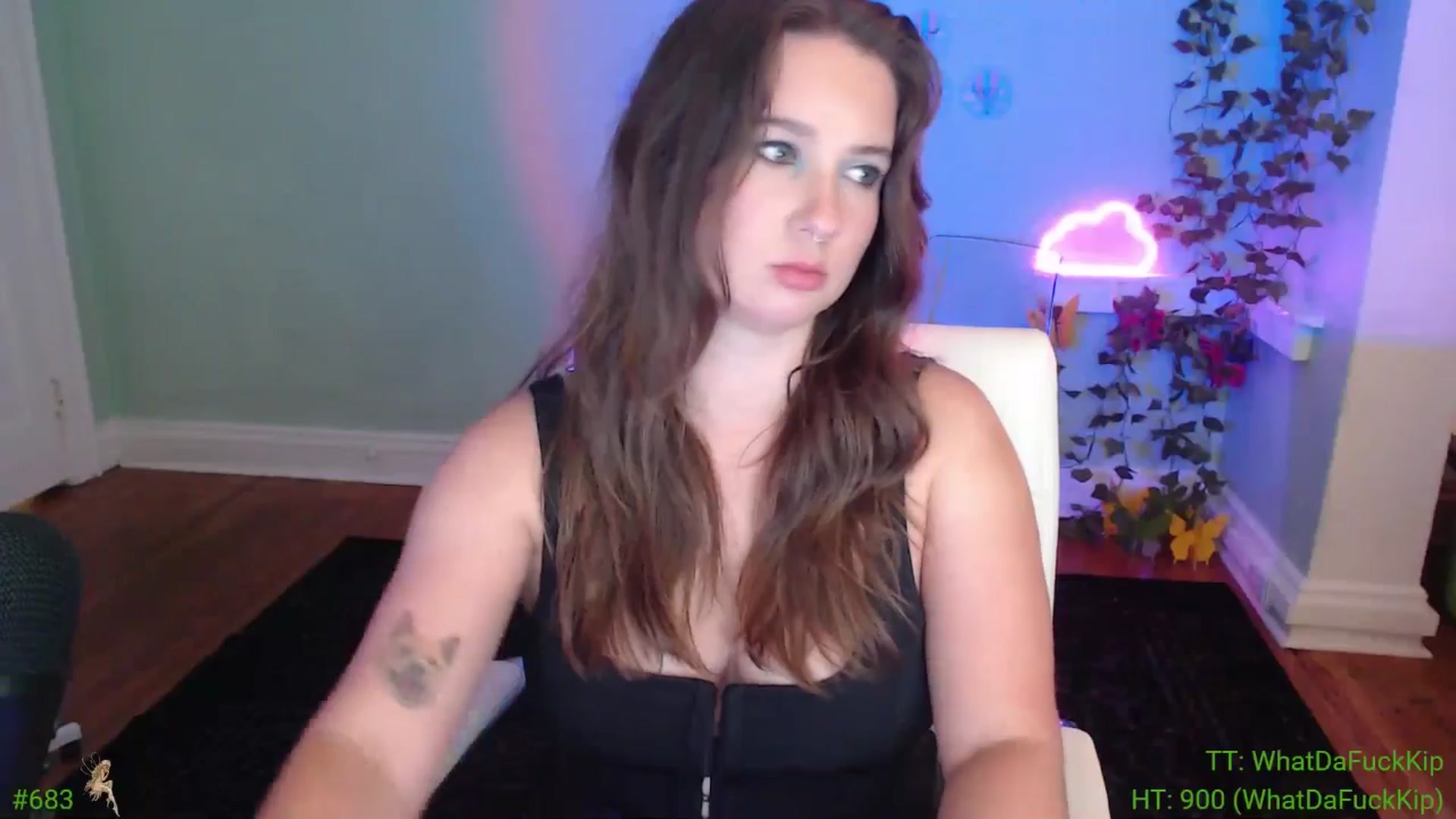 Gallery image thumbnail from Jane_Fern's myfreecams stream on, 09/17/2024, 05:33 image 17 of 20