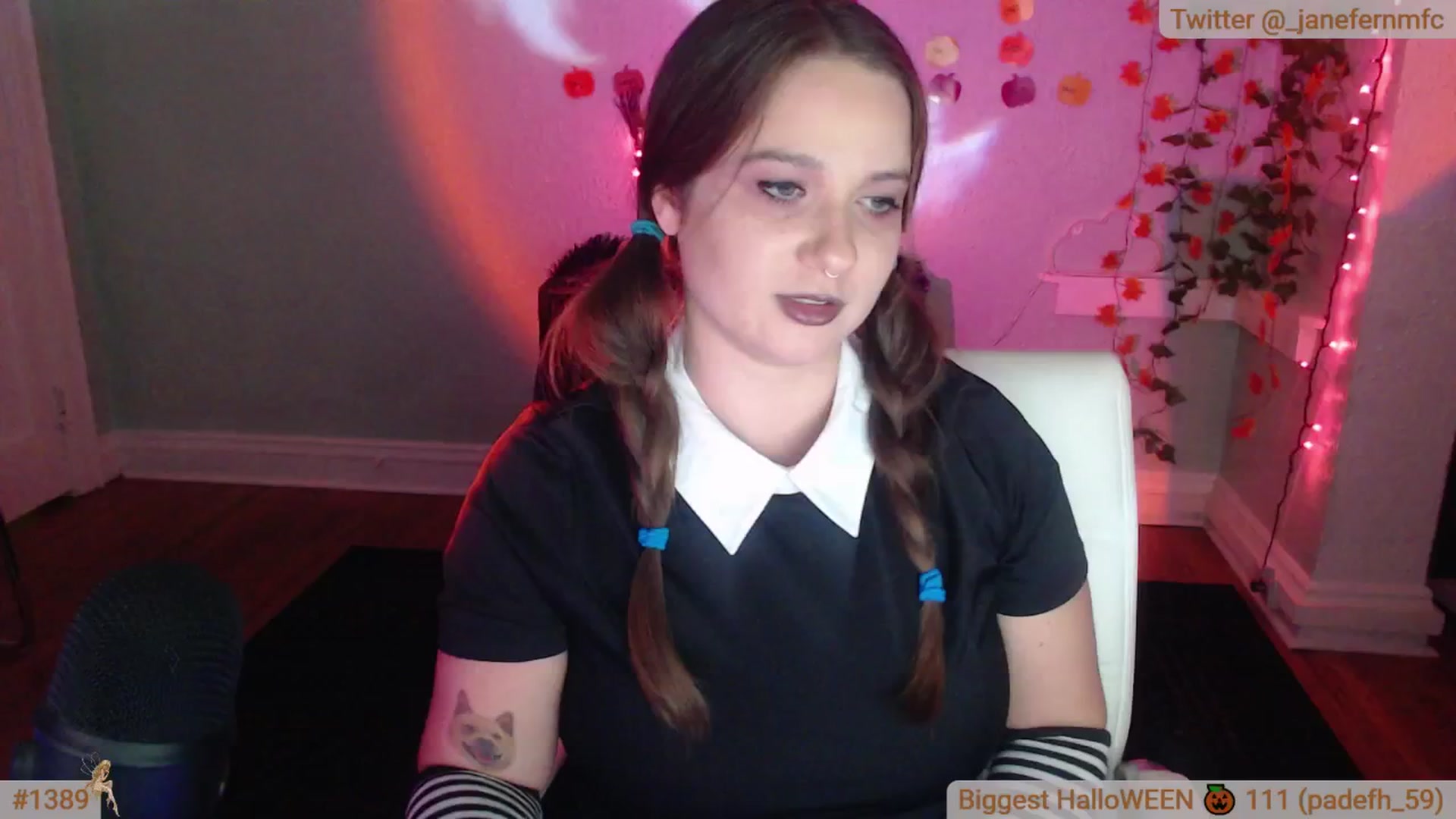 Gallery image thumbnail from Jane_Fern's myfreecams stream on, 10/15/2024, 05:22 image 9 of 20
