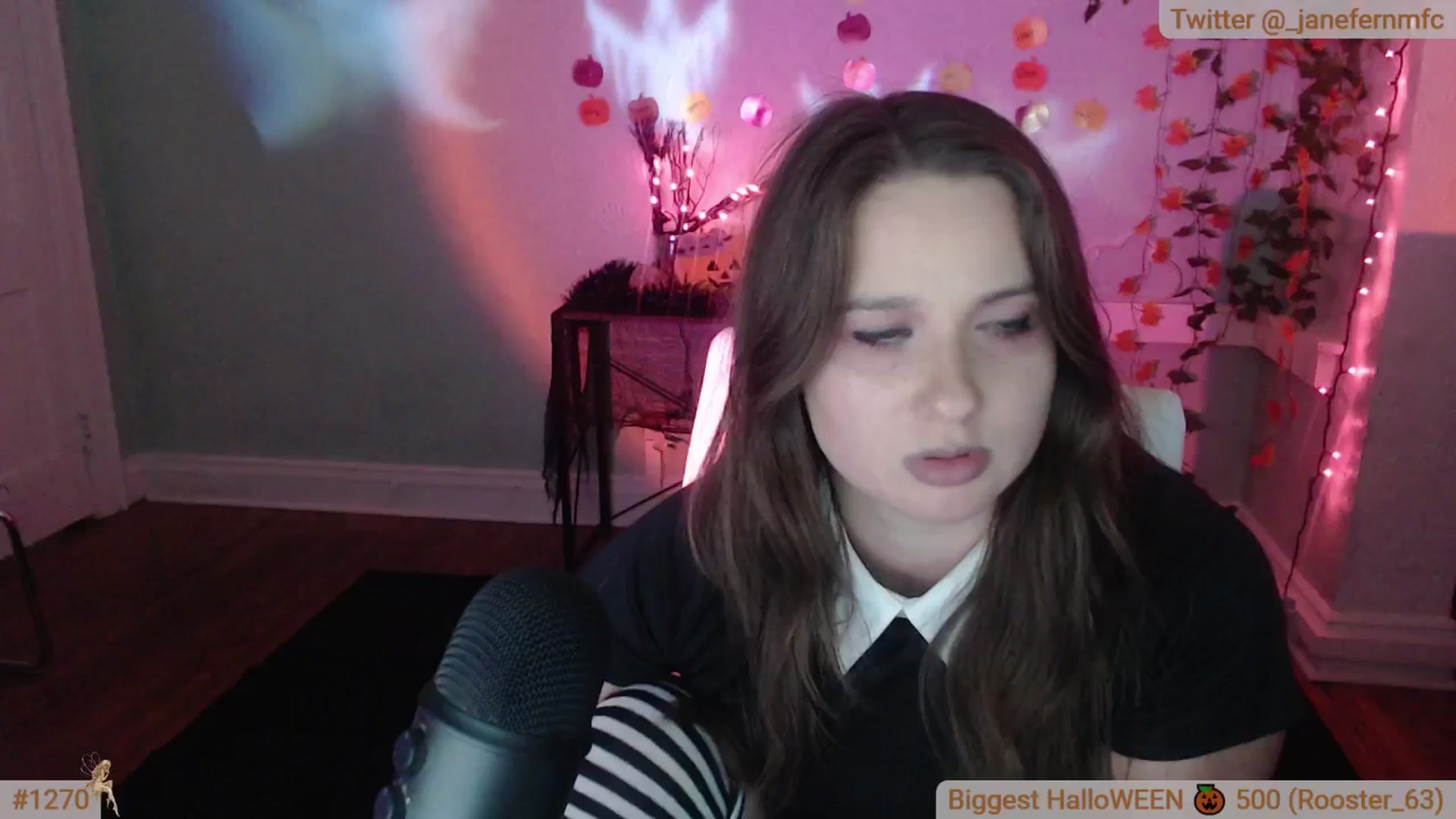 Gallery image thumbnail from Jane_Fern's myfreecams stream on, 10/15/2024, 05:22 image 17 of 20