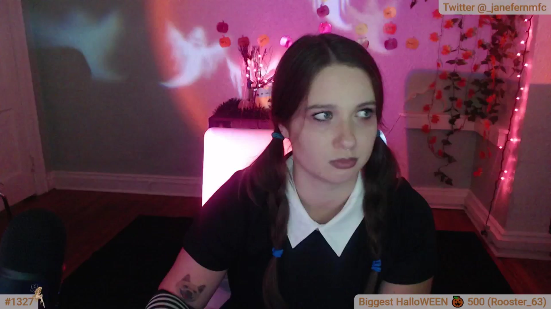 Gallery image thumbnail from Jane_Fern's myfreecams stream on, 10/15/2024, 05:22 image 15 of 20