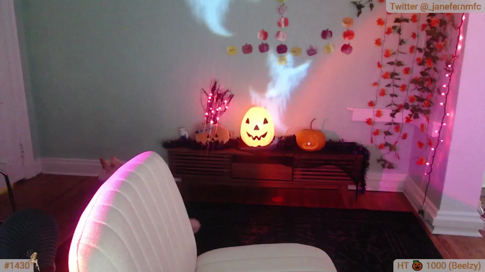 Gallery image thumbnail from Jane_Fern's myfreecams stream on, 10/29/2024, 04:25 image 17 of 20
