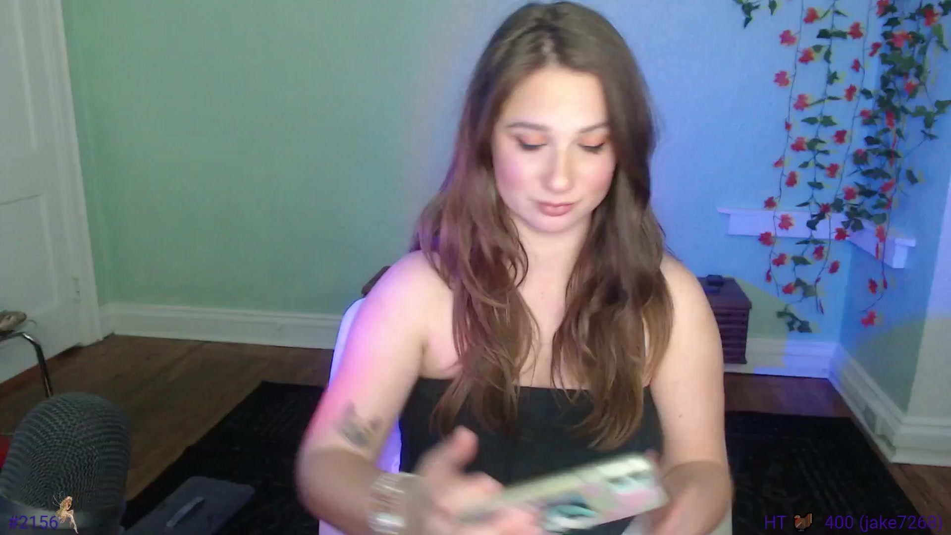 Gallery image thumbnail from Jane_Fern's myfreecams stream on, 11/27/2024, 04:52 image 6 of 20