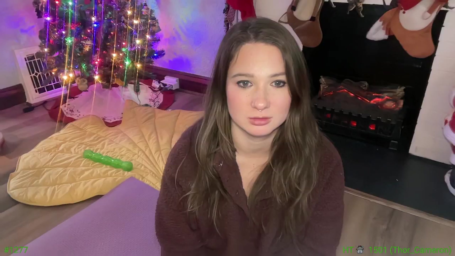 Gallery image thumbnail from Jane_Fern's myfreecams stream on, 12/24/2024, 20:28 image 18 of 20