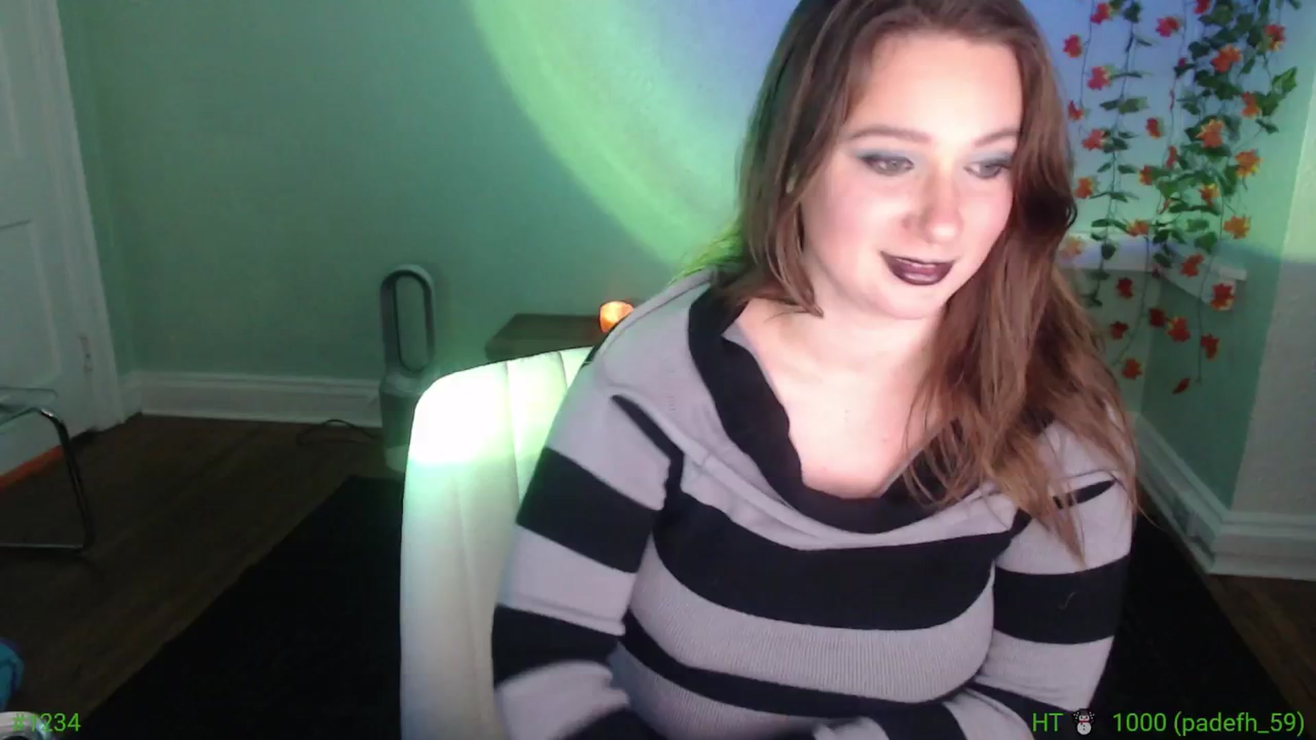 Gallery image thumbnail from Jane_Fern's myfreecams stream on, 12/27/2024, 05:44 image 12 of 20