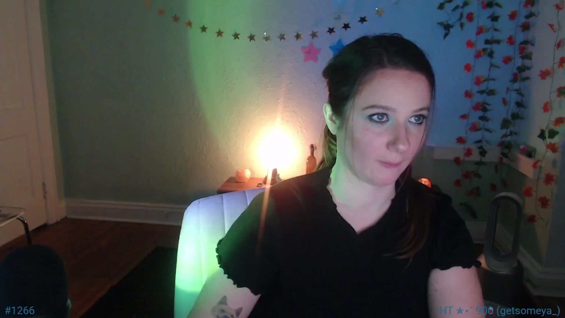 Gallery image thumbnail from Jane_Fern's myfreecams stream on, 01/21/2025, 04:02 image 12 of 20