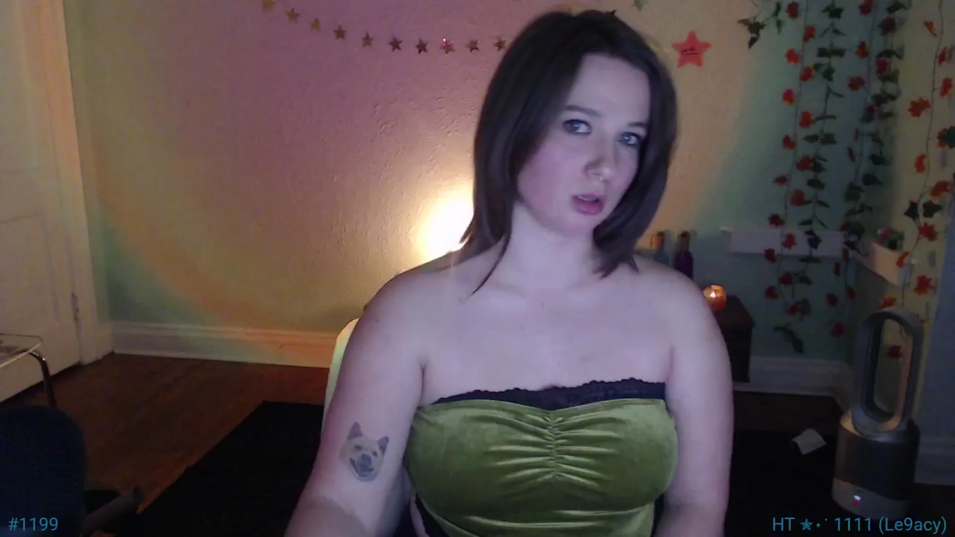 Gallery image thumbnail from Jane_Fern's myfreecams stream on, 01/22/2025, 04:31 image 6 of 20