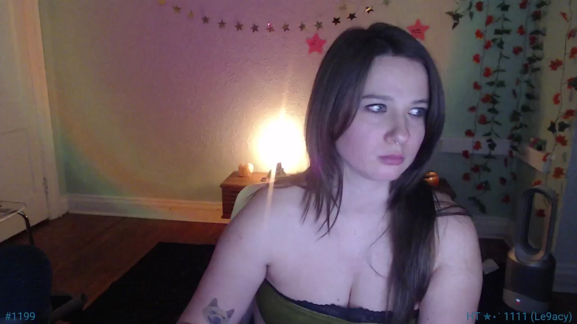 Gallery image thumbnail from Jane_Fern's myfreecams stream on, 01/22/2025, 04:31 image 1 of 20
