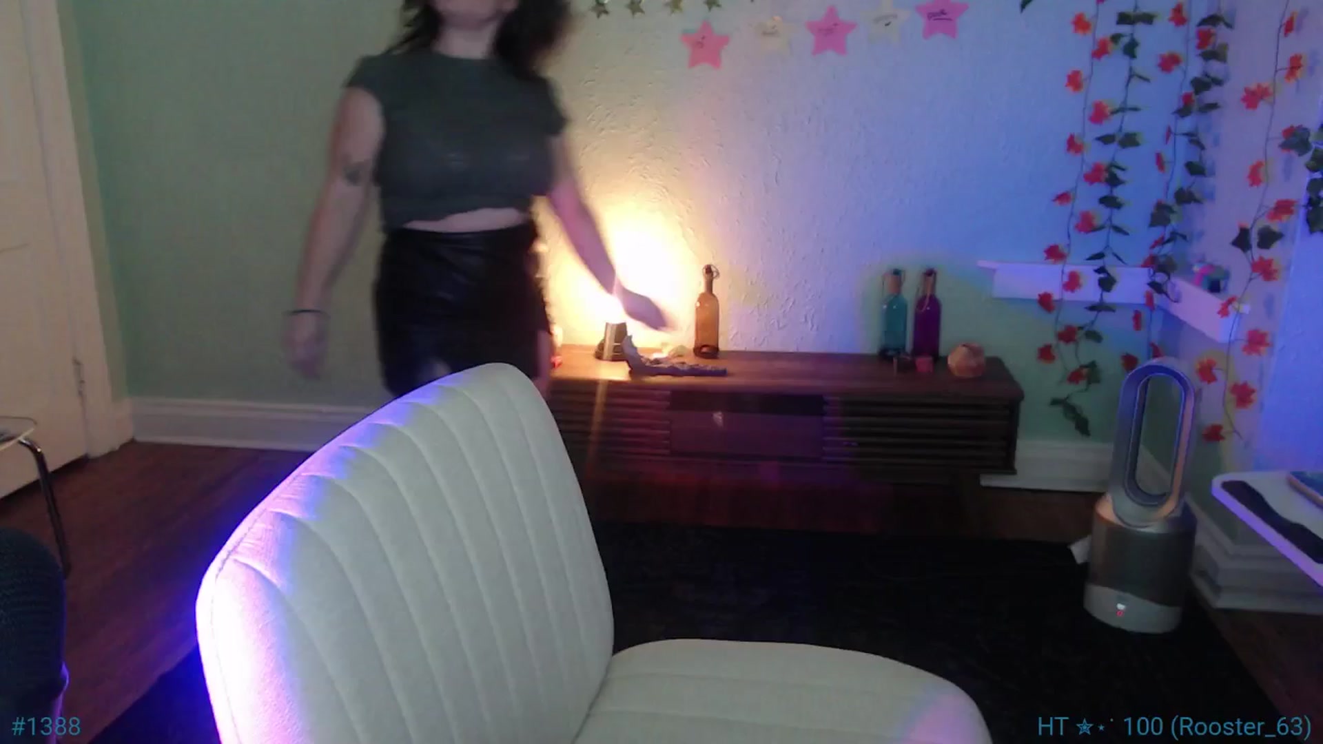 Gallery image thumbnail from Jane_Fern's myfreecams stream on, 01/28/2025, 05:26 image 16 of 20