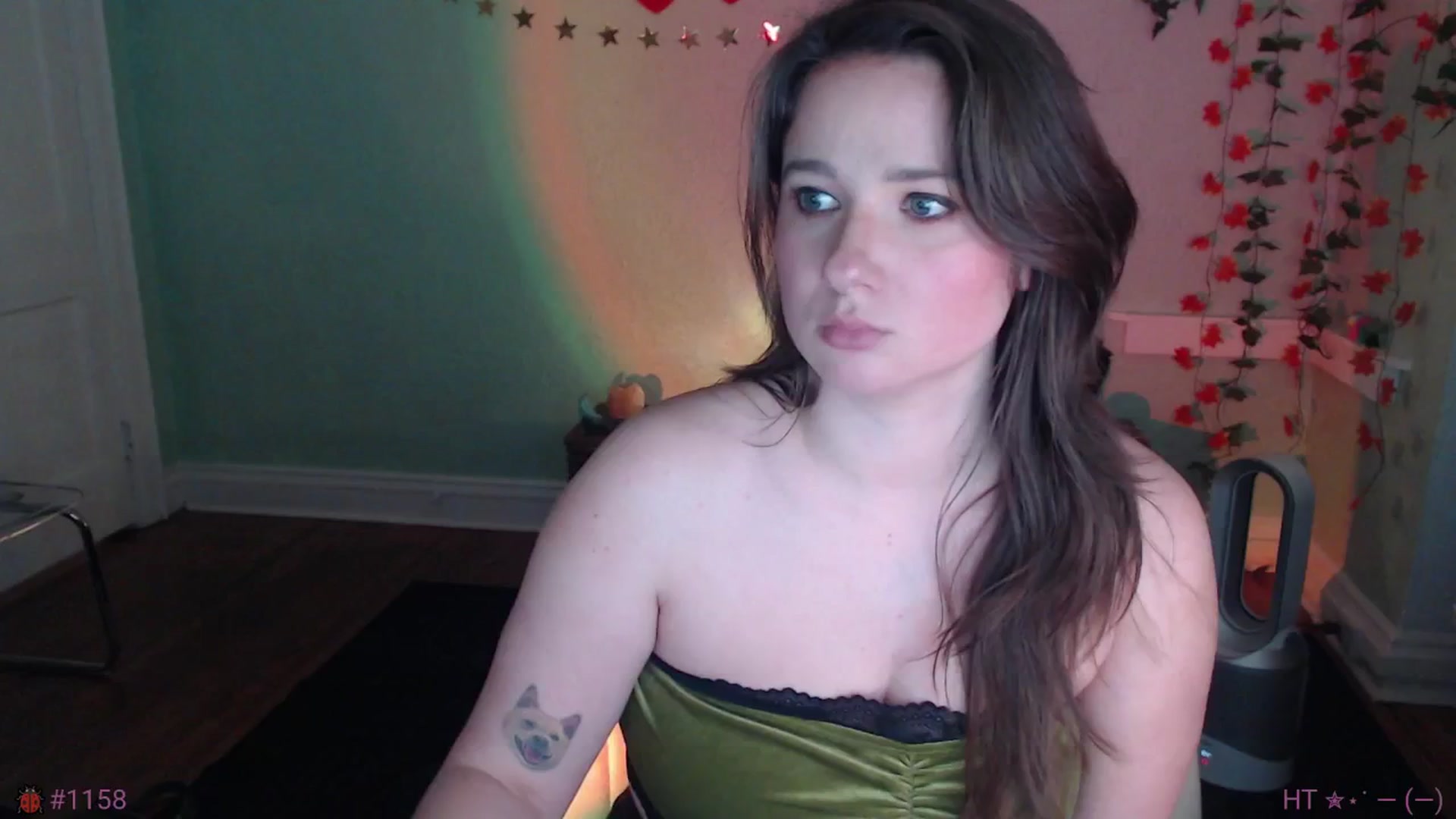 Gallery image thumbnail from Jane_Fern's myfreecams stream on, 02/21/2025, 04:39 image 3 of 20