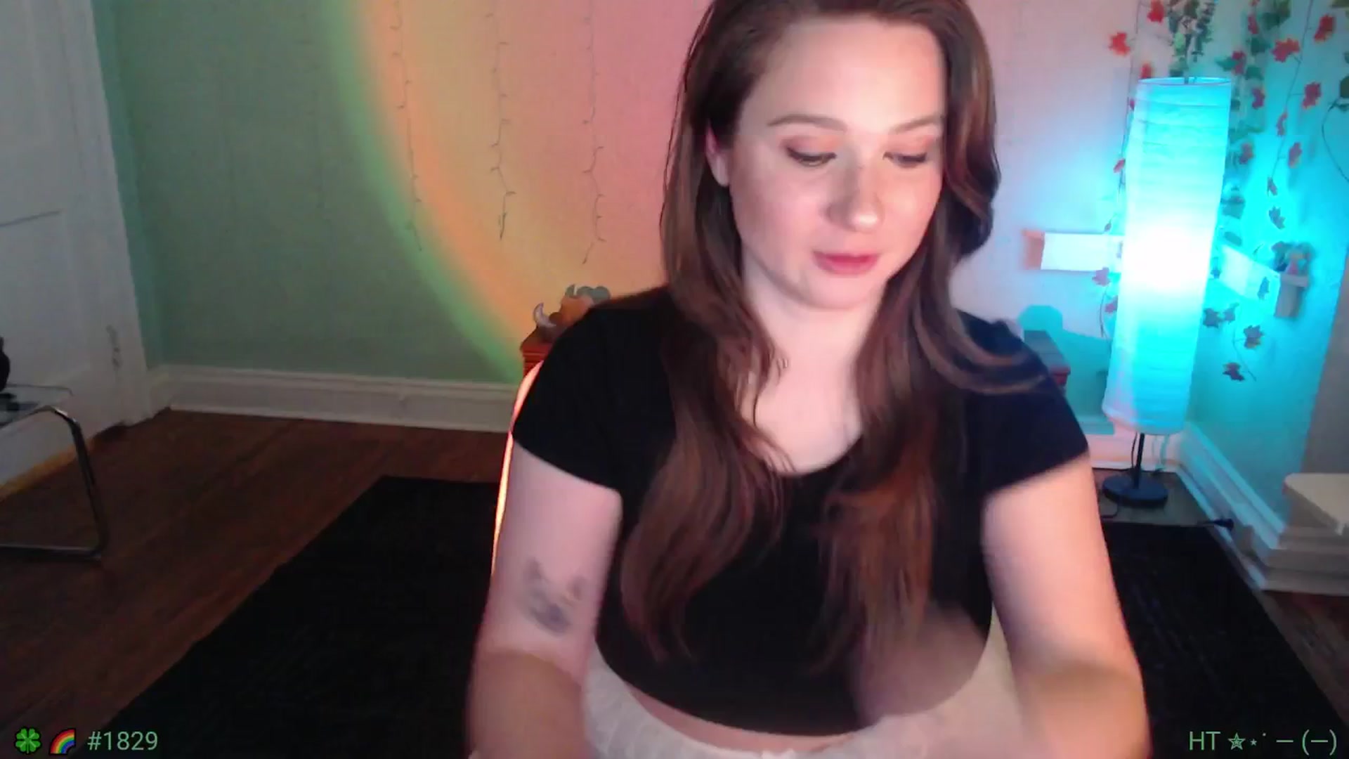 Gallery image thumbnail from Jane_Fern's myfreecams stream on, 03/25/2025, 04:42 image 2 of 20