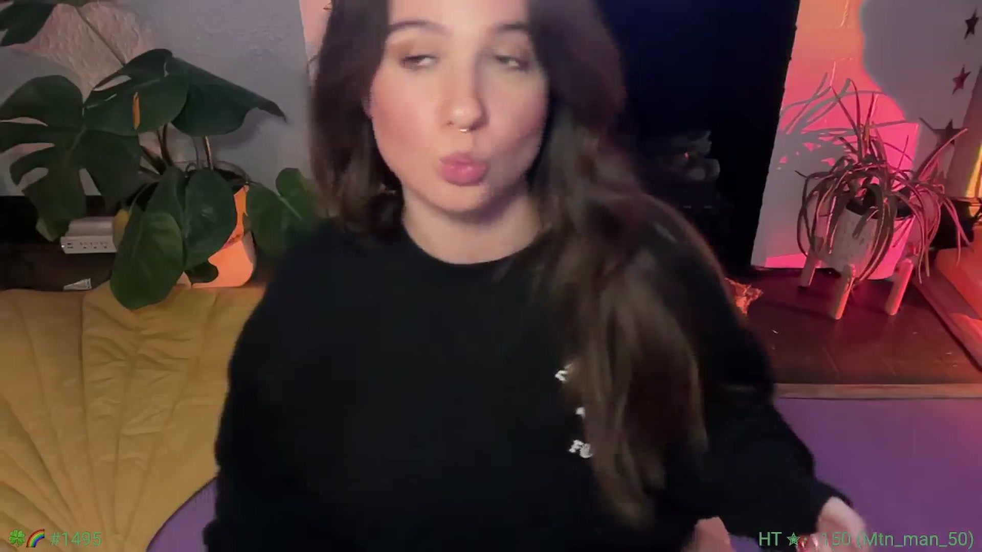 Gallery image thumbnail from Jane_Fern's myfreecams stream on, 04/01/2025, 06:03 image 10 of 20