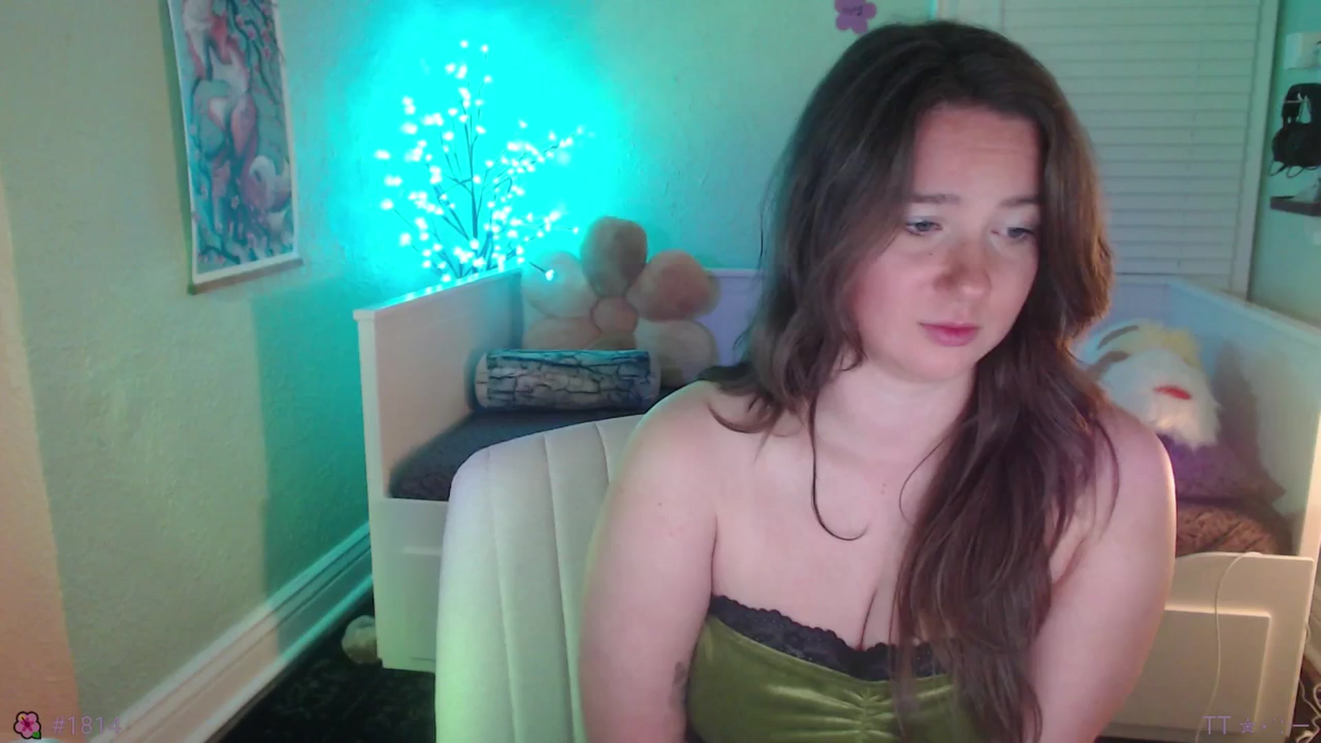 Gallery image thumbnail from Jane_Fern's myfreecams stream on, 05/13/2025, 03:06 image 3 of 20